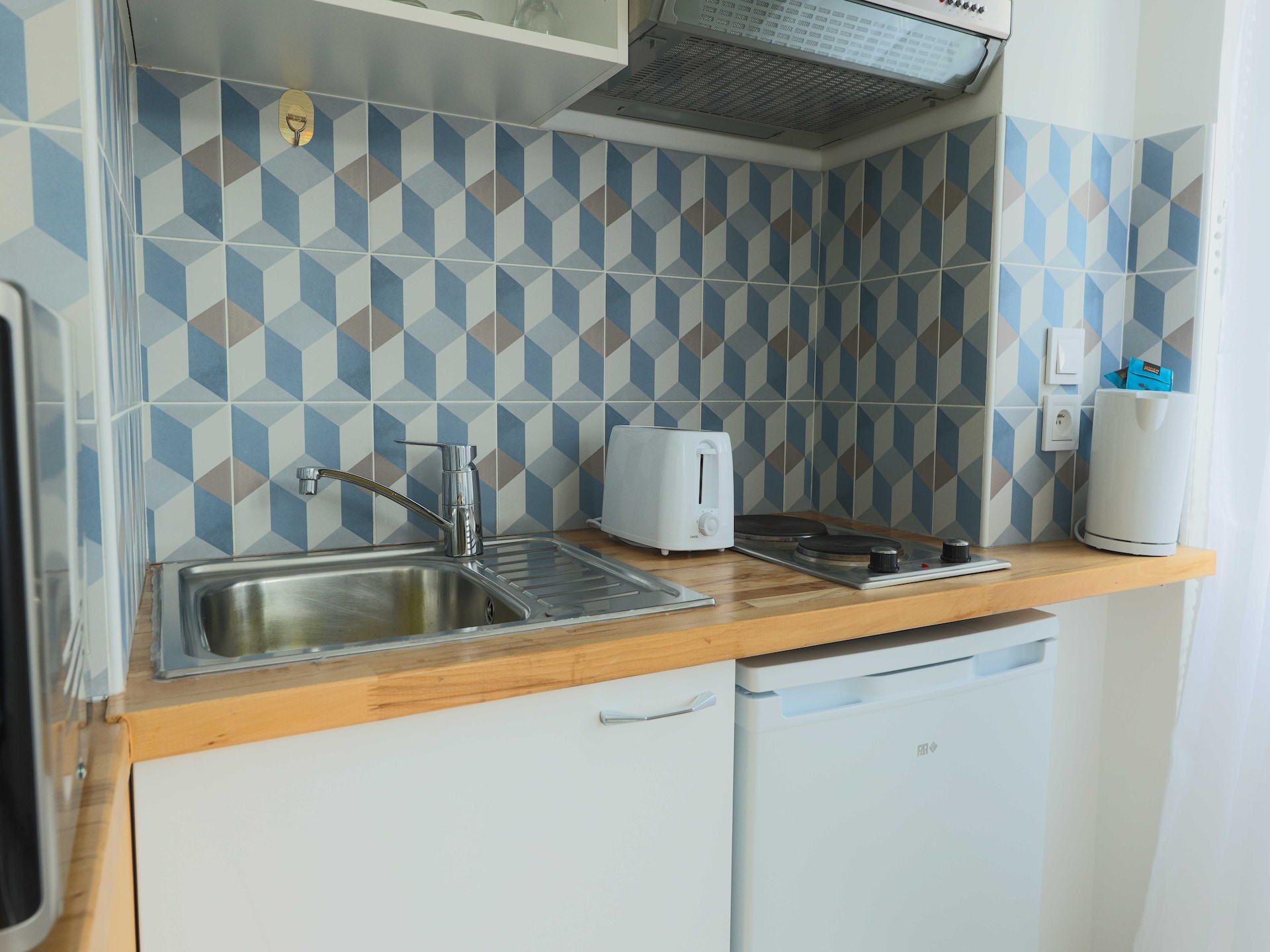 Compact & modern studio-appartement in Boulogne-Billancourt, vlakbij metro - foto 8
