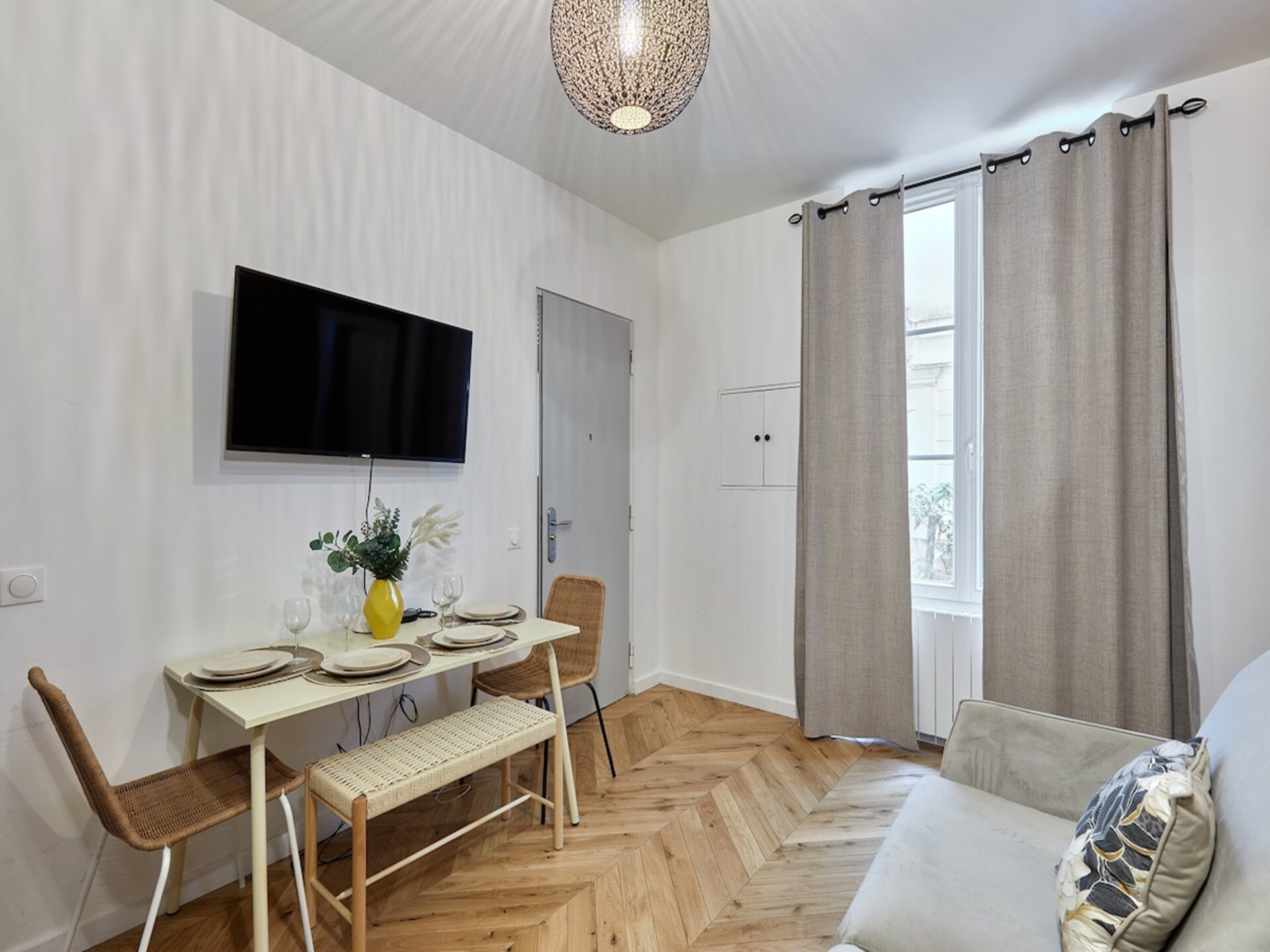 Modern appartement in Montmartre, vlakbij metro Cadet - foto 8