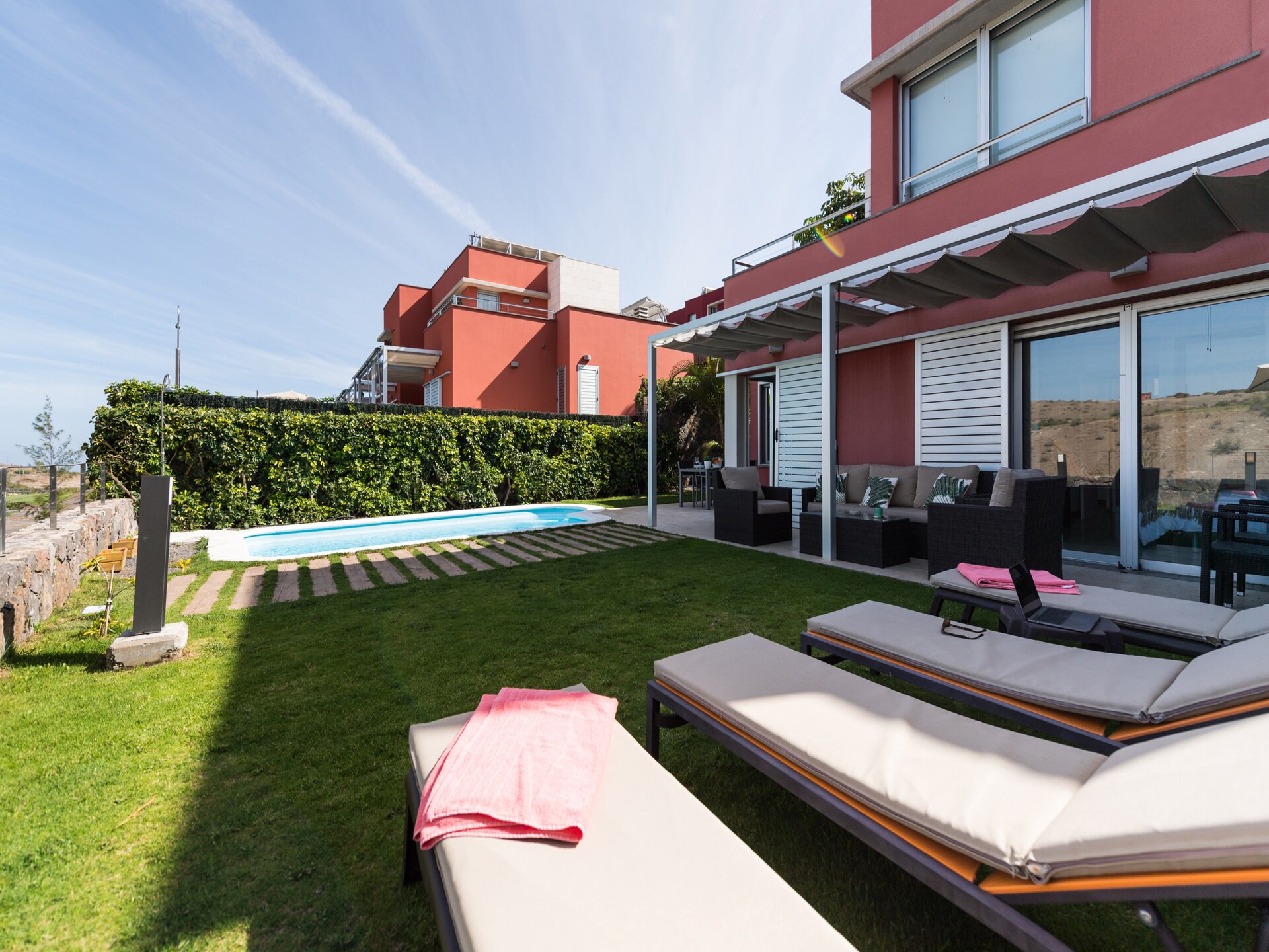 Verfijnde villa aan de golfbaan met privézwembad en panoramisch uitzicht - foto 40