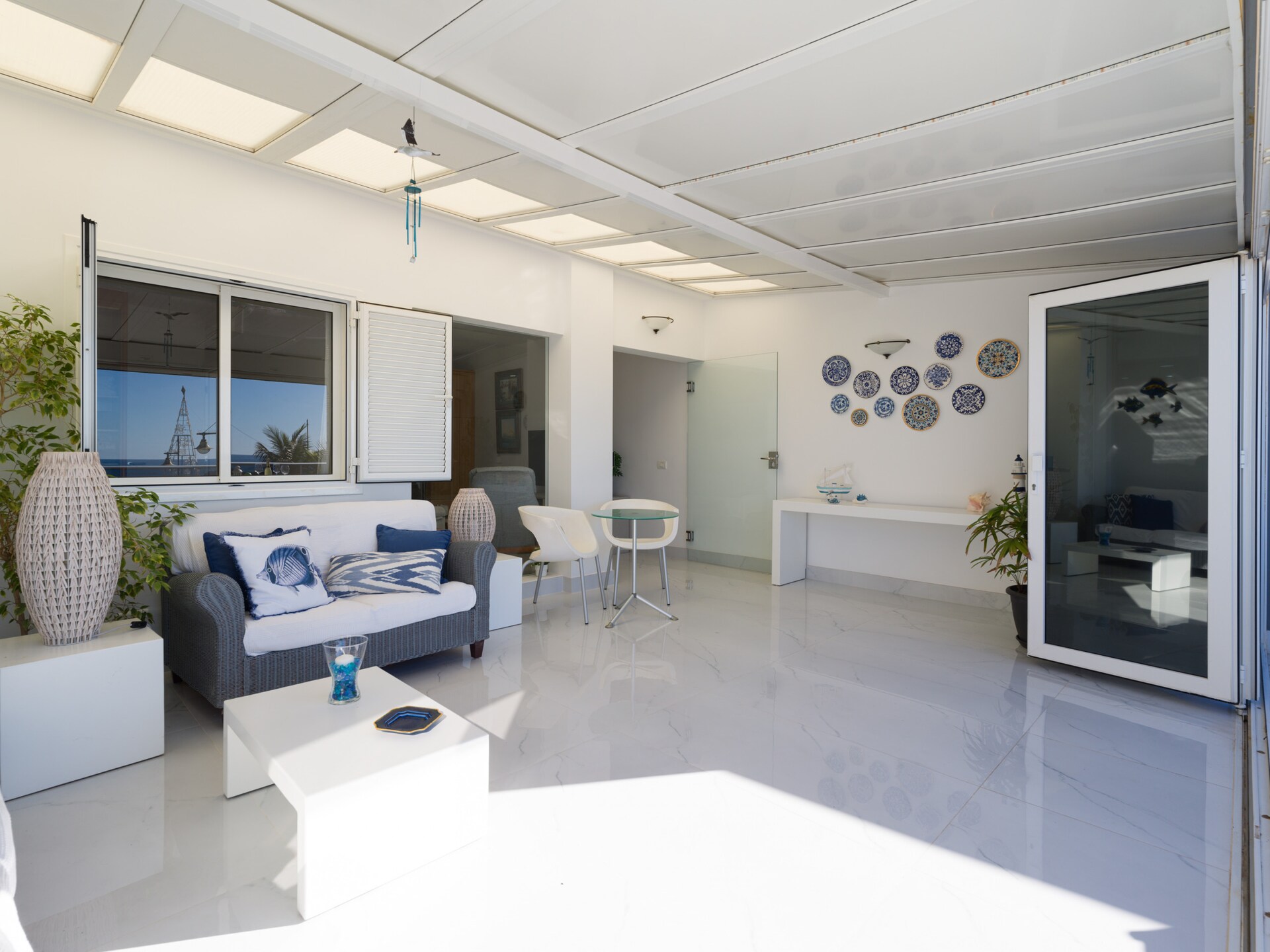 Mogan Beach Blue Sky: Zeezichtvakantiehuis op 20 meter van het strand - foto 5