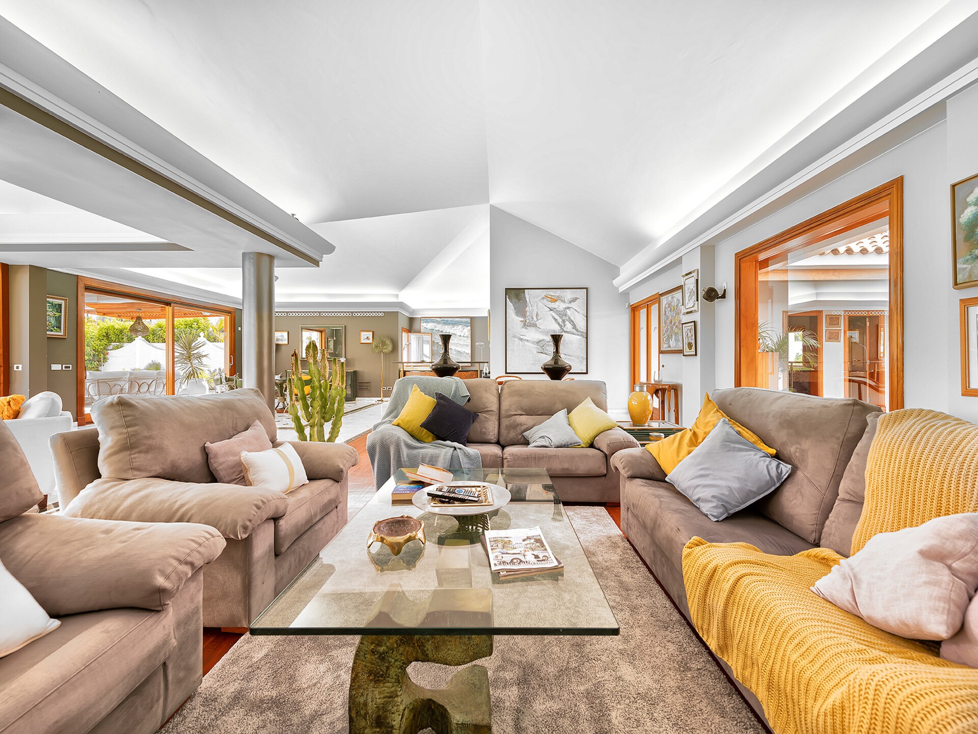 Gerenoveerd chalet met verwarmd zwembad en speelkamer in Maspalomas - foto 2