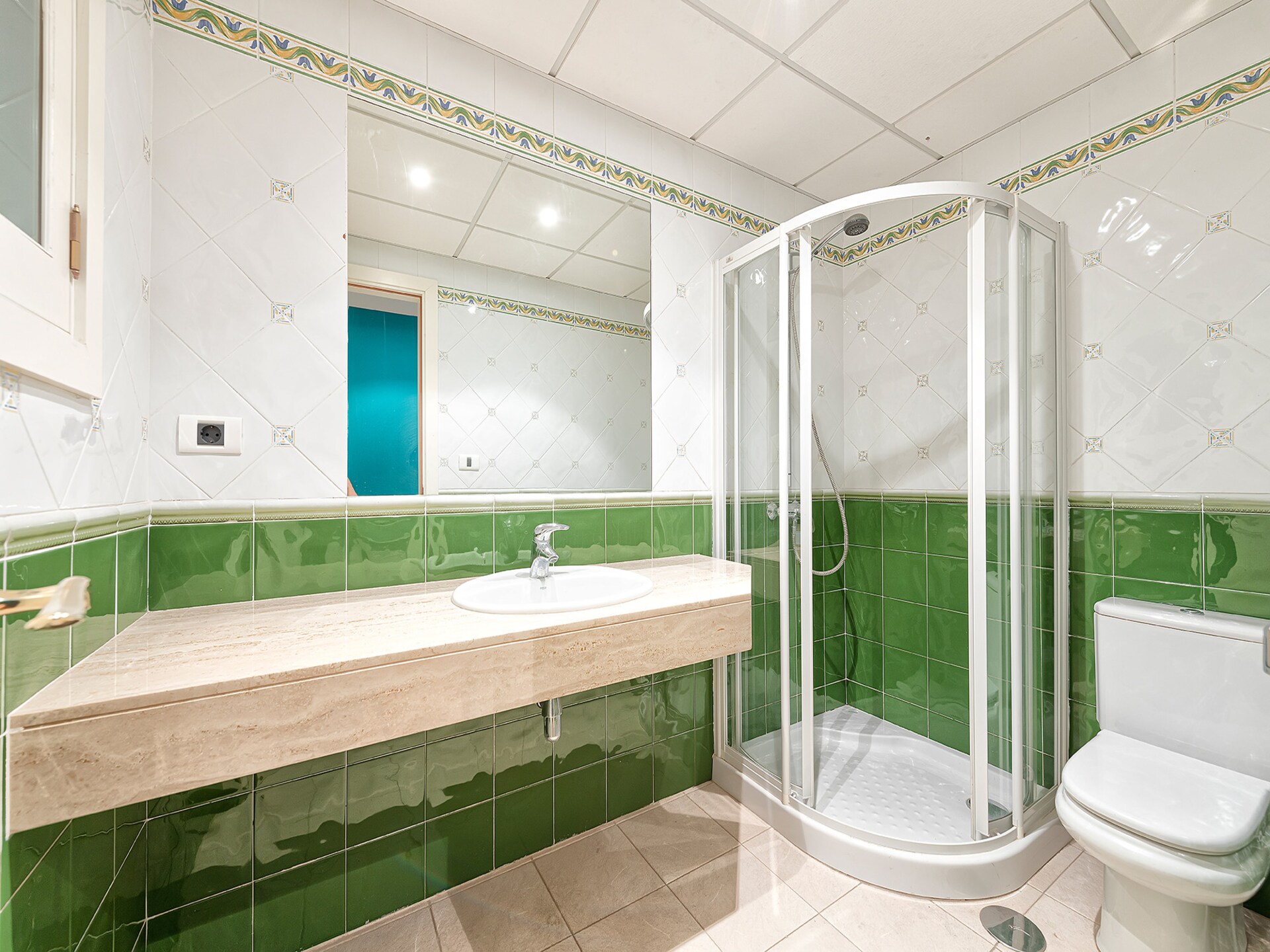 Gerenoveerd chalet met verwarmd zwembad en speelkamer in Maspalomas - foto 32