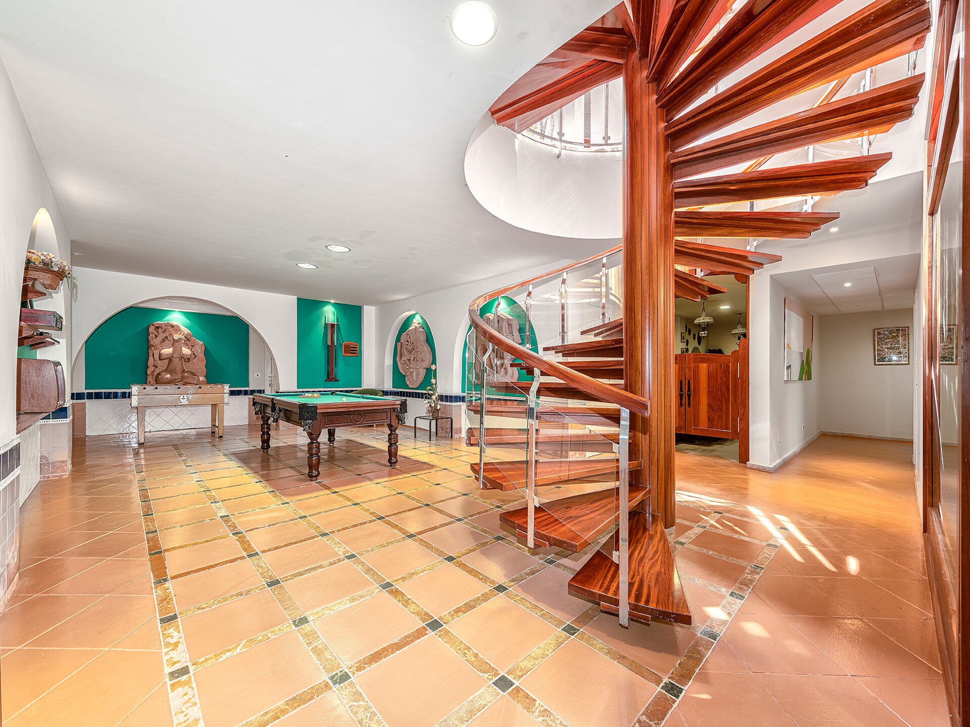 Gerenoveerd chalet met verwarmd zwembad en speelkamer in Maspalomas - foto 49