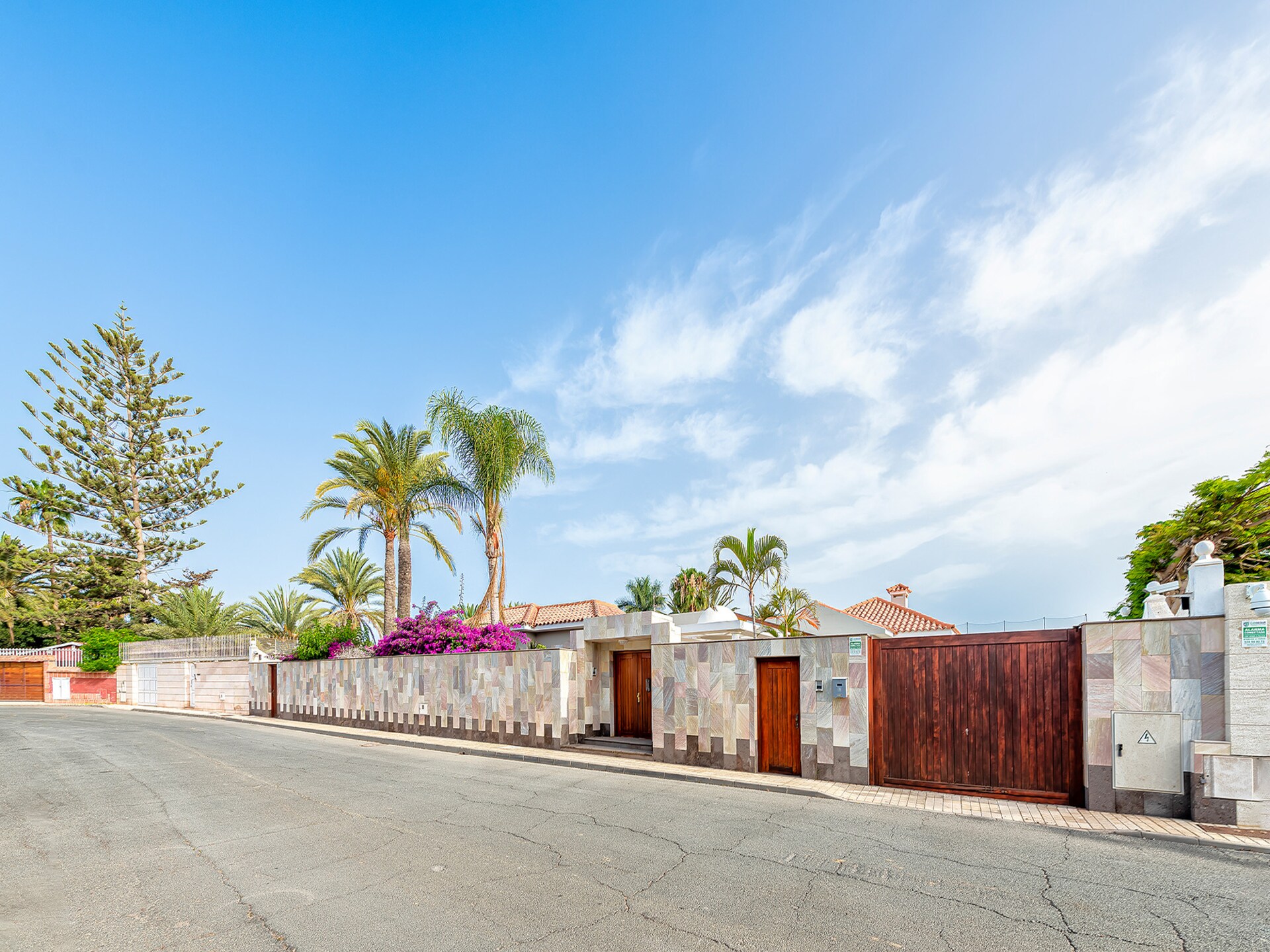 Gerenoveerd chalet met verwarmd zwembad en speelkamer in Maspalomas - foto 39