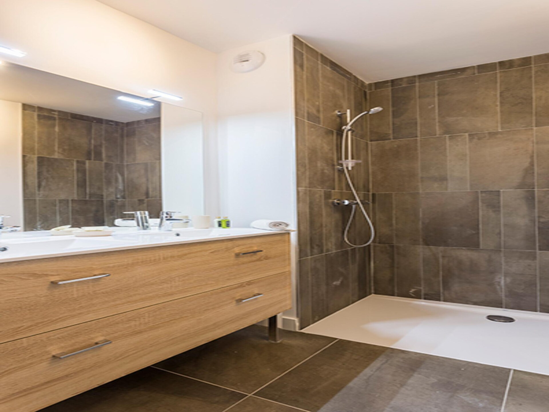 Ruim 10-persoons appartement met bergzicht in La Rosière - foto 19