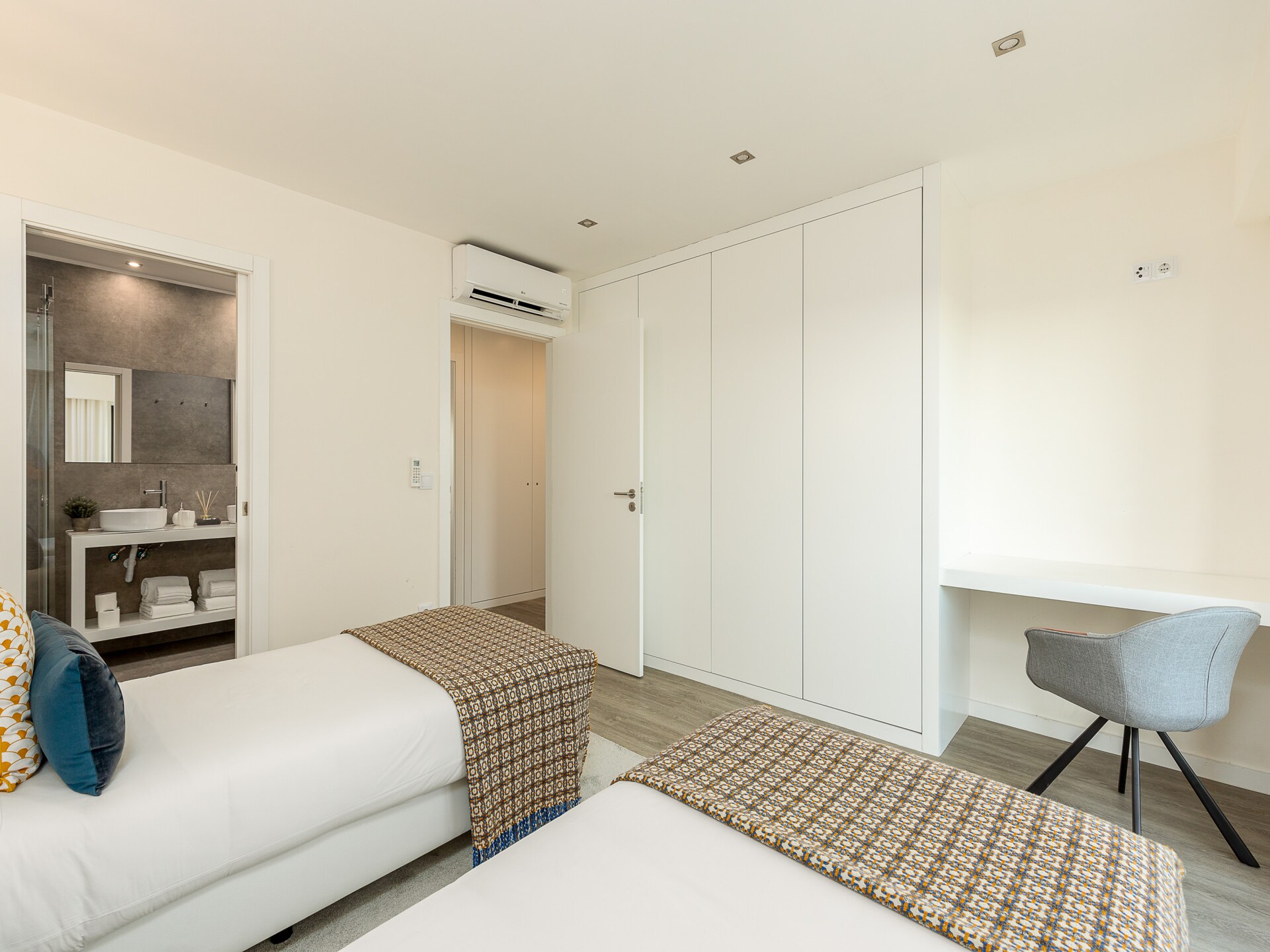 Ruim appartement YOUROPO - Central in het hart van Oporto - foto 19