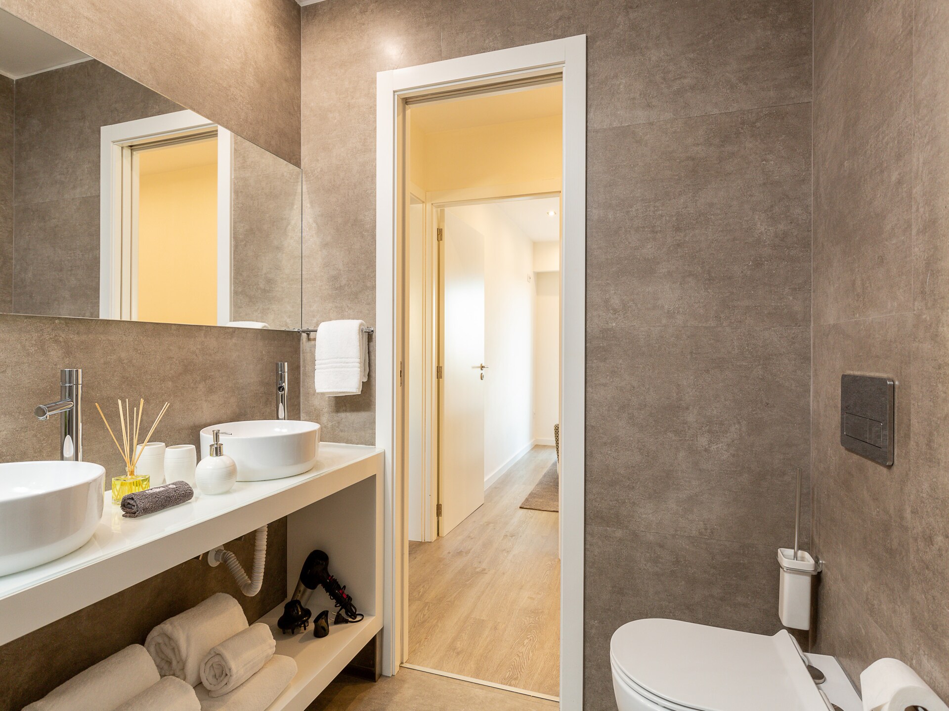 Ruim appartement YOUROPO - Central in het hart van Oporto - foto 29
