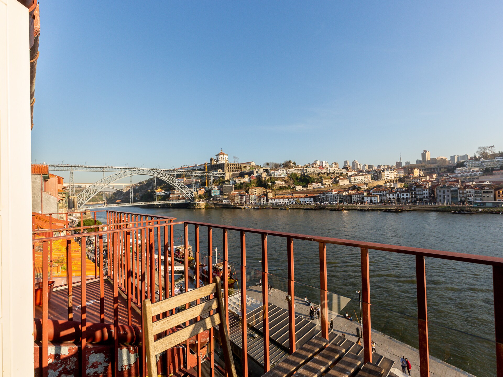 Modern appartement met rivierzicht in hartje Porto, 800m van station São Bento - foto 23