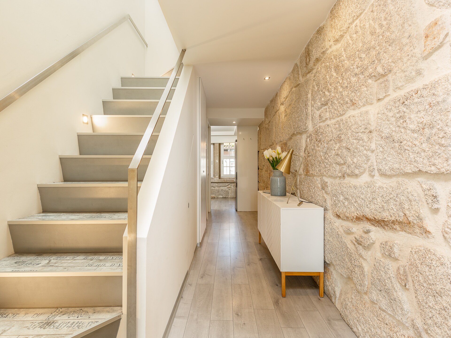 Modern appartement met rivierzicht in hartje Porto, 800m van station São Bento - foto 9