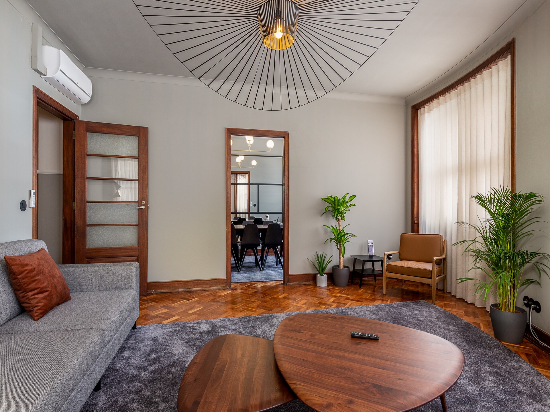 Groot appartement in hartje Porto, vlakbij de levendige Santa Catarina straat - foto 7