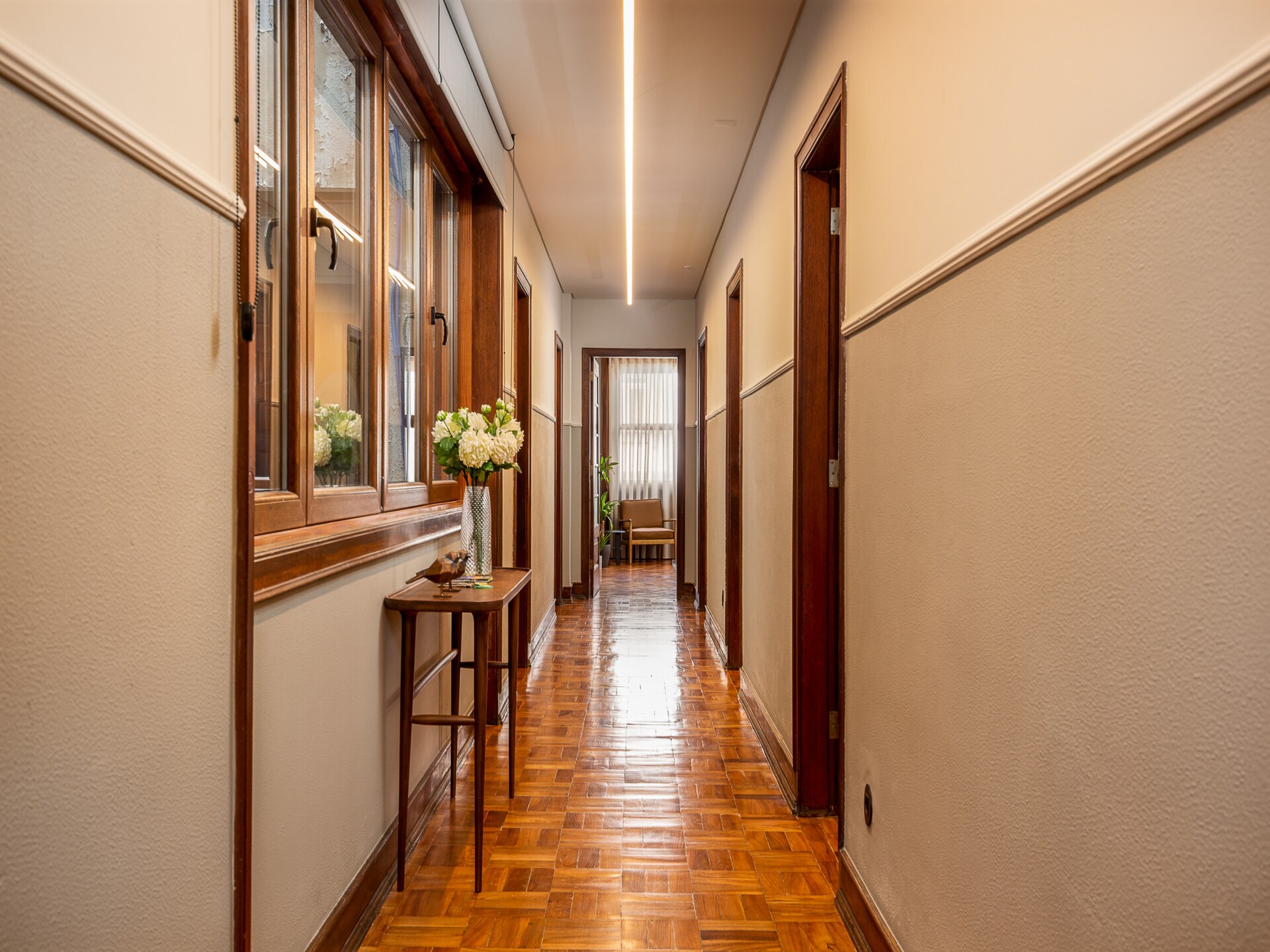 Groot appartement in hartje Porto, vlakbij de levendige Santa Catarina straat - foto 11
