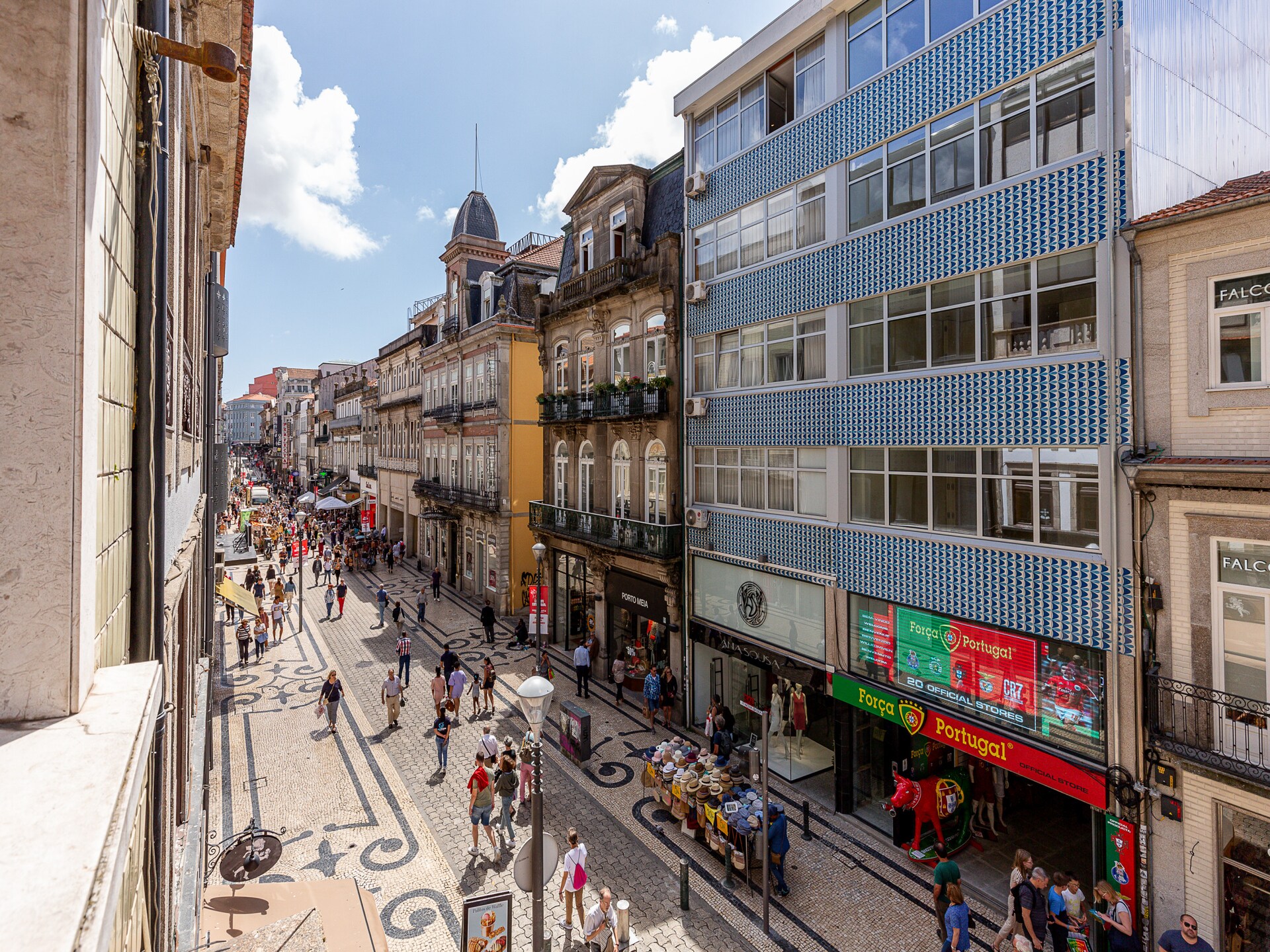 Groot appartement in hartje Porto, vlakbij de levendige Santa Catarina straat - foto 5