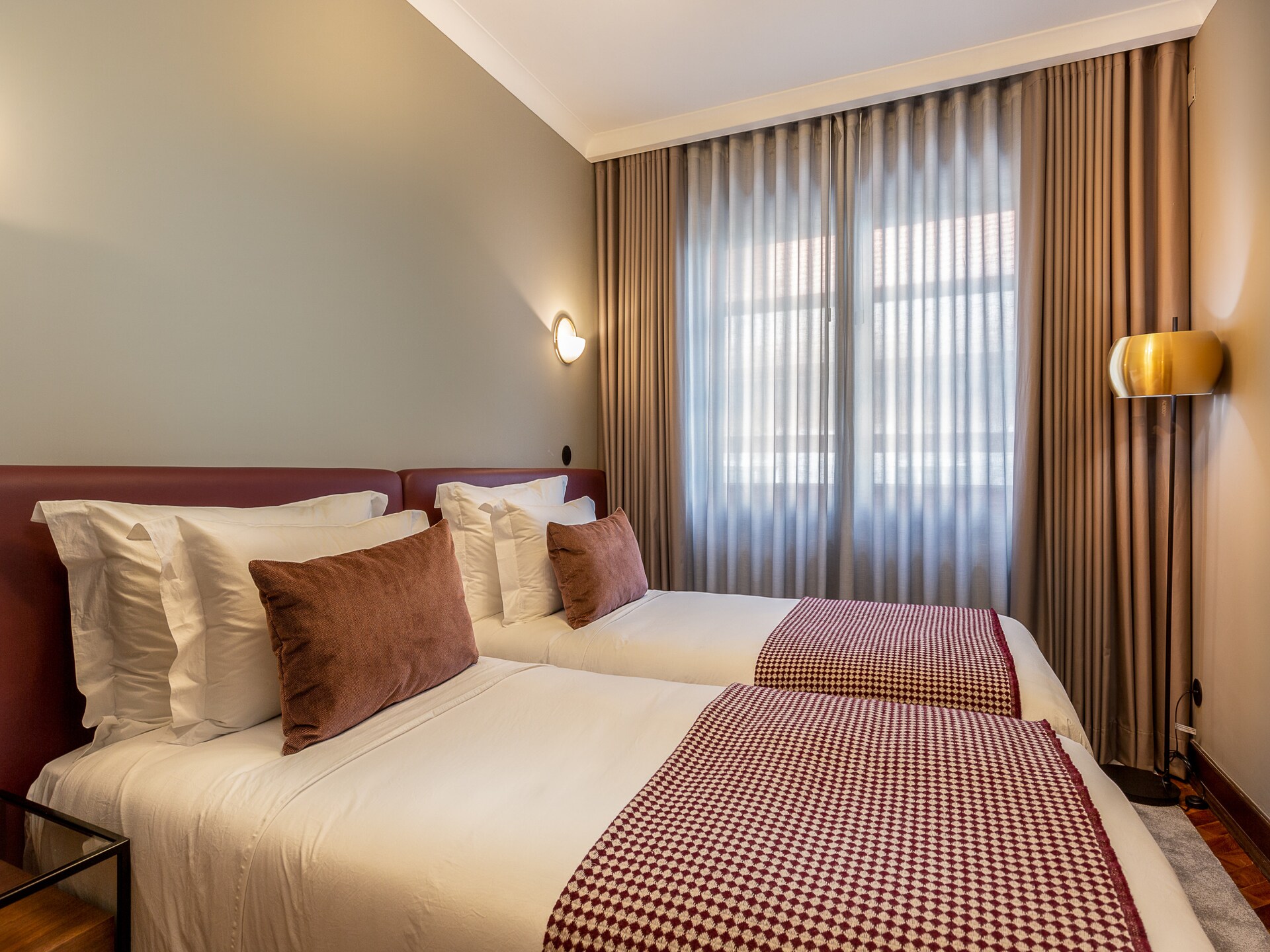 Groot appartement in hartje Porto, vlakbij de levendige Santa Catarina straat - foto 22