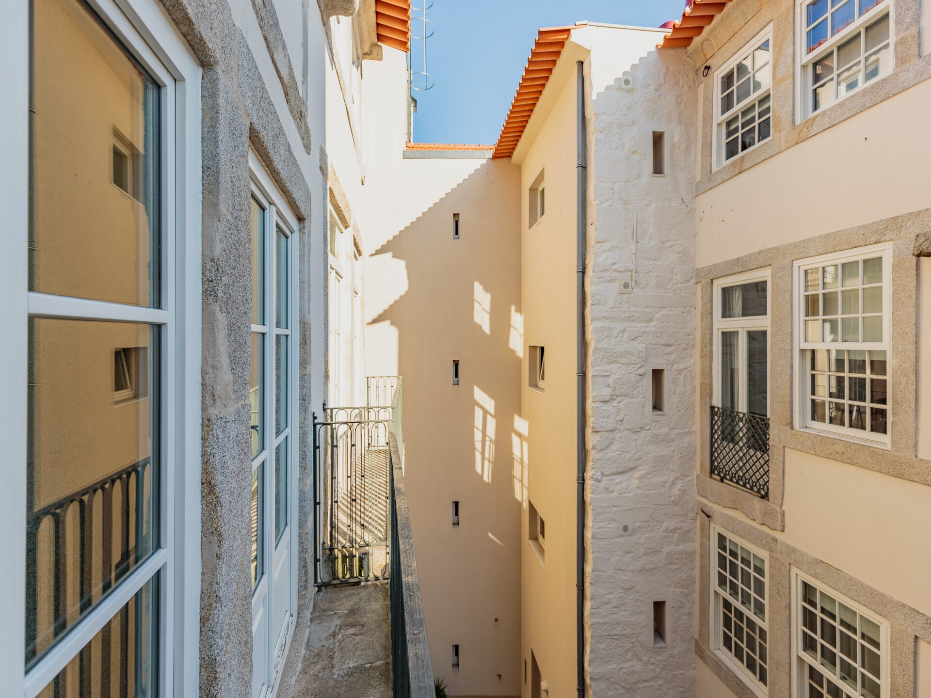 Compact appartement aan de golfbaan bij Porto, 7 km van het strand - foto 19