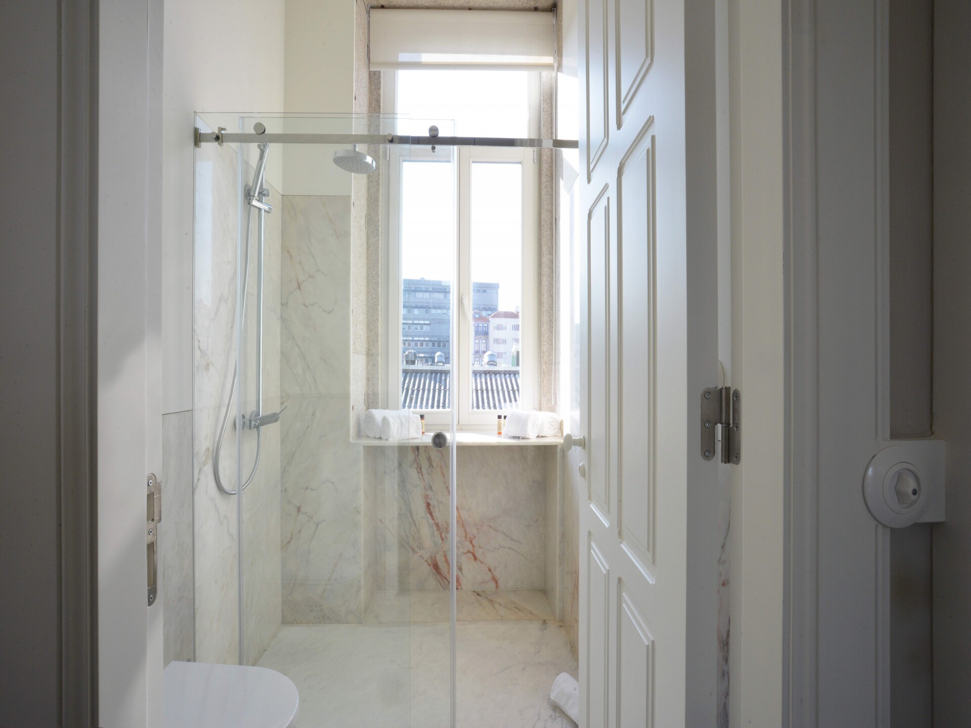 Stijlvol appartement in bruisend Porto, vlakbij metrostation Bolhão - foto 15