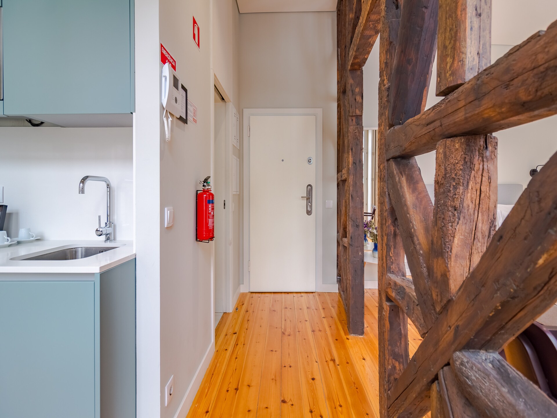 Knusse studio in het kloppend hart van Porto – ideaal voor 2 personen - foto 11