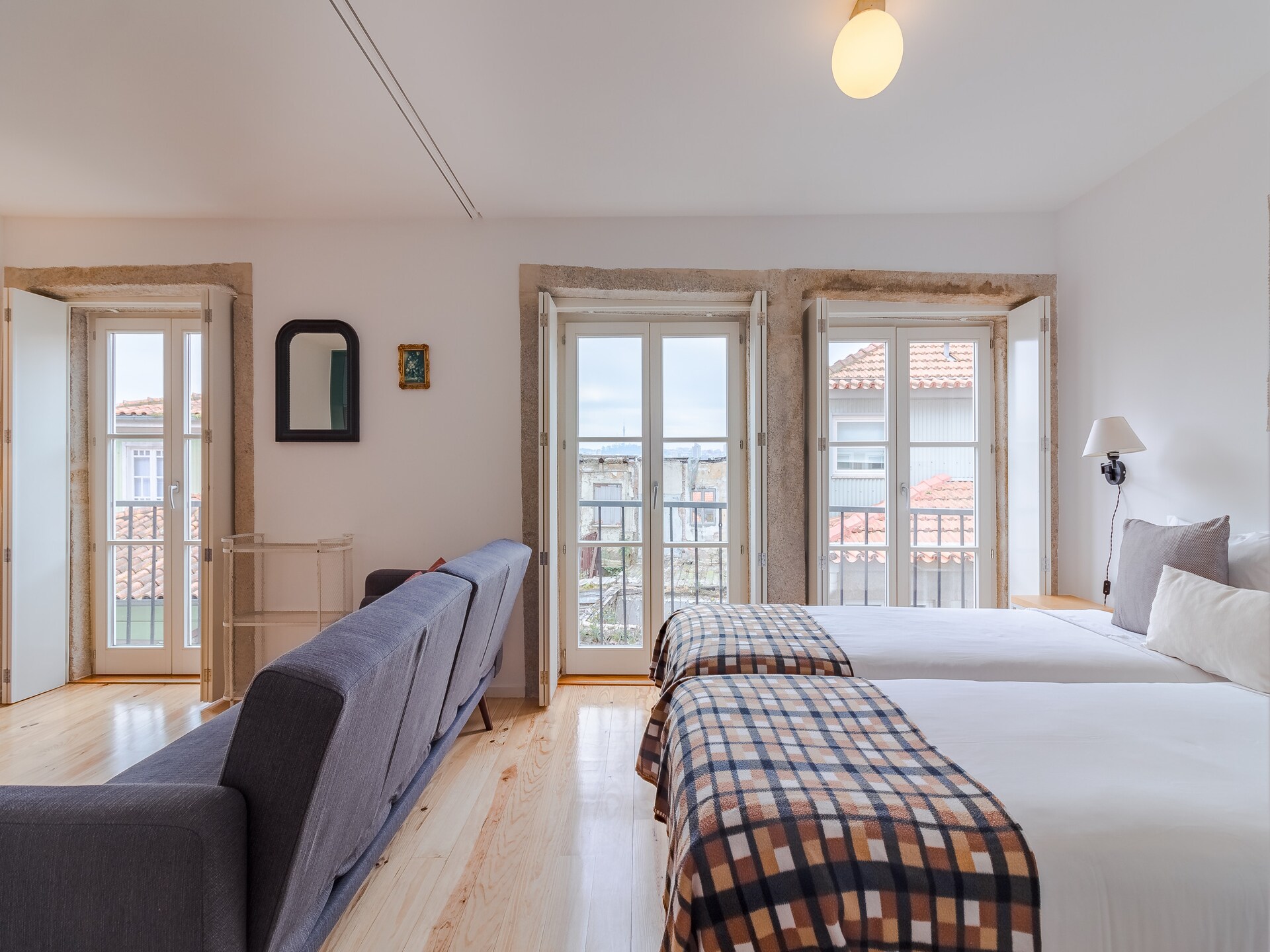 Compact stadsappartement met balkon in hartje Porto - foto 11