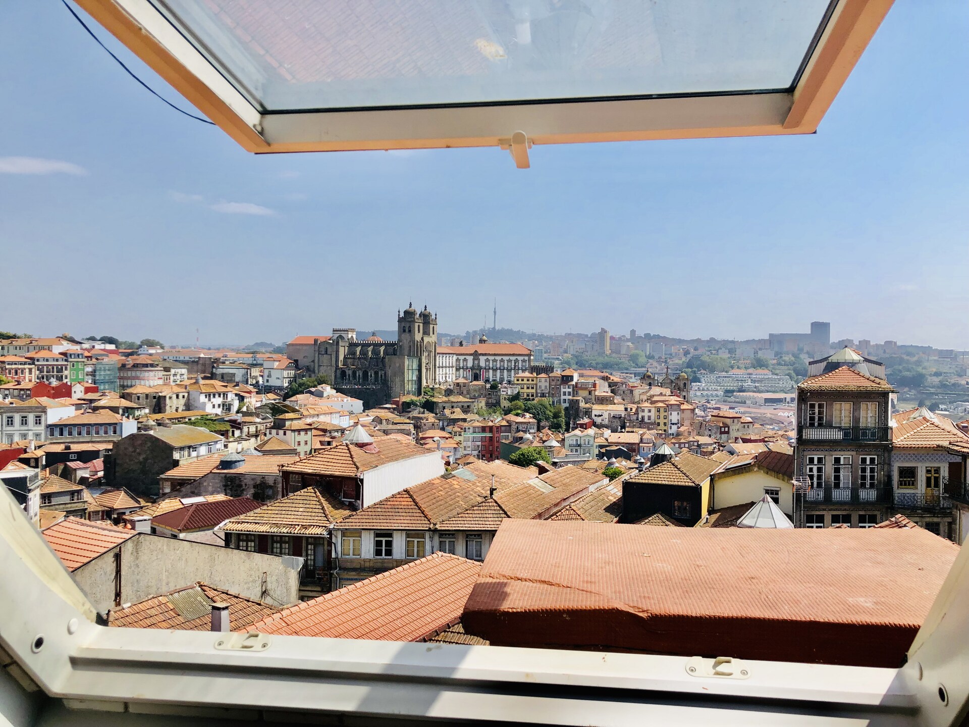 Stadsappartement aan de Douro in Porto – 2 slaapkamers, airco, vlakbij Clérigos - foto 15