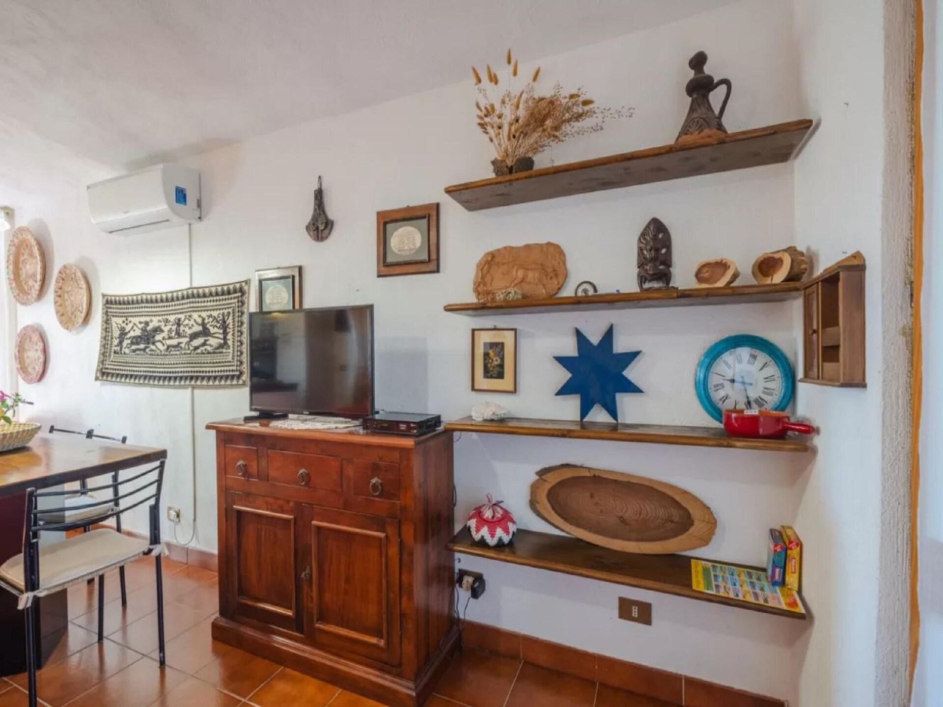 6-persoons vakantiehuis Casa Li Feruli in het centrum van Isola Rossa - foto 8