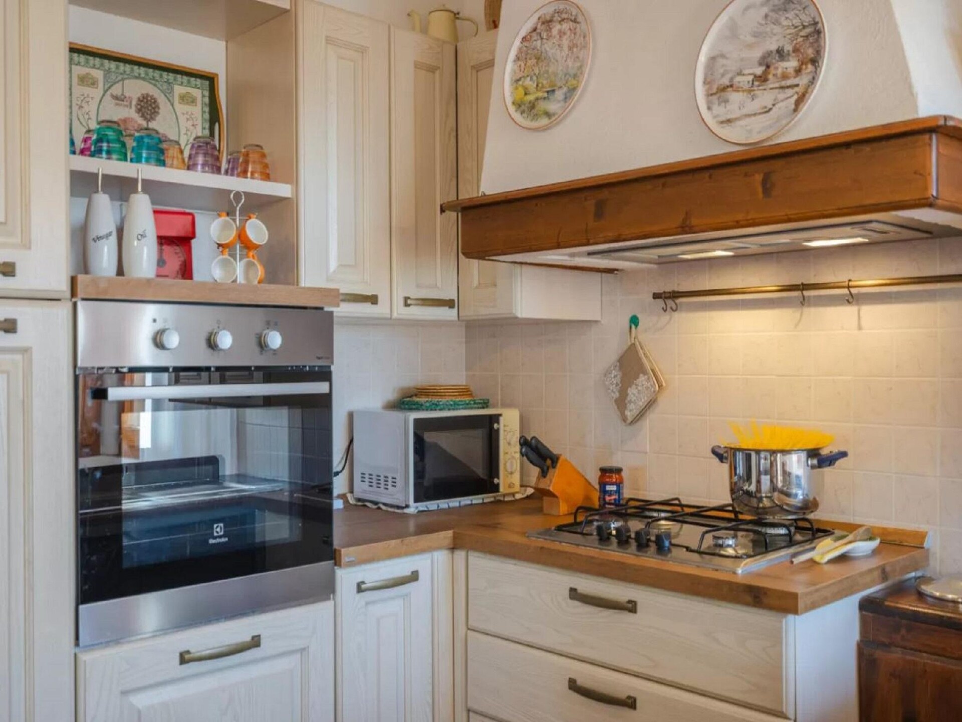 6-persoons vakantiehuis Casa Li Feruli in het centrum van Isola Rossa - foto 11
