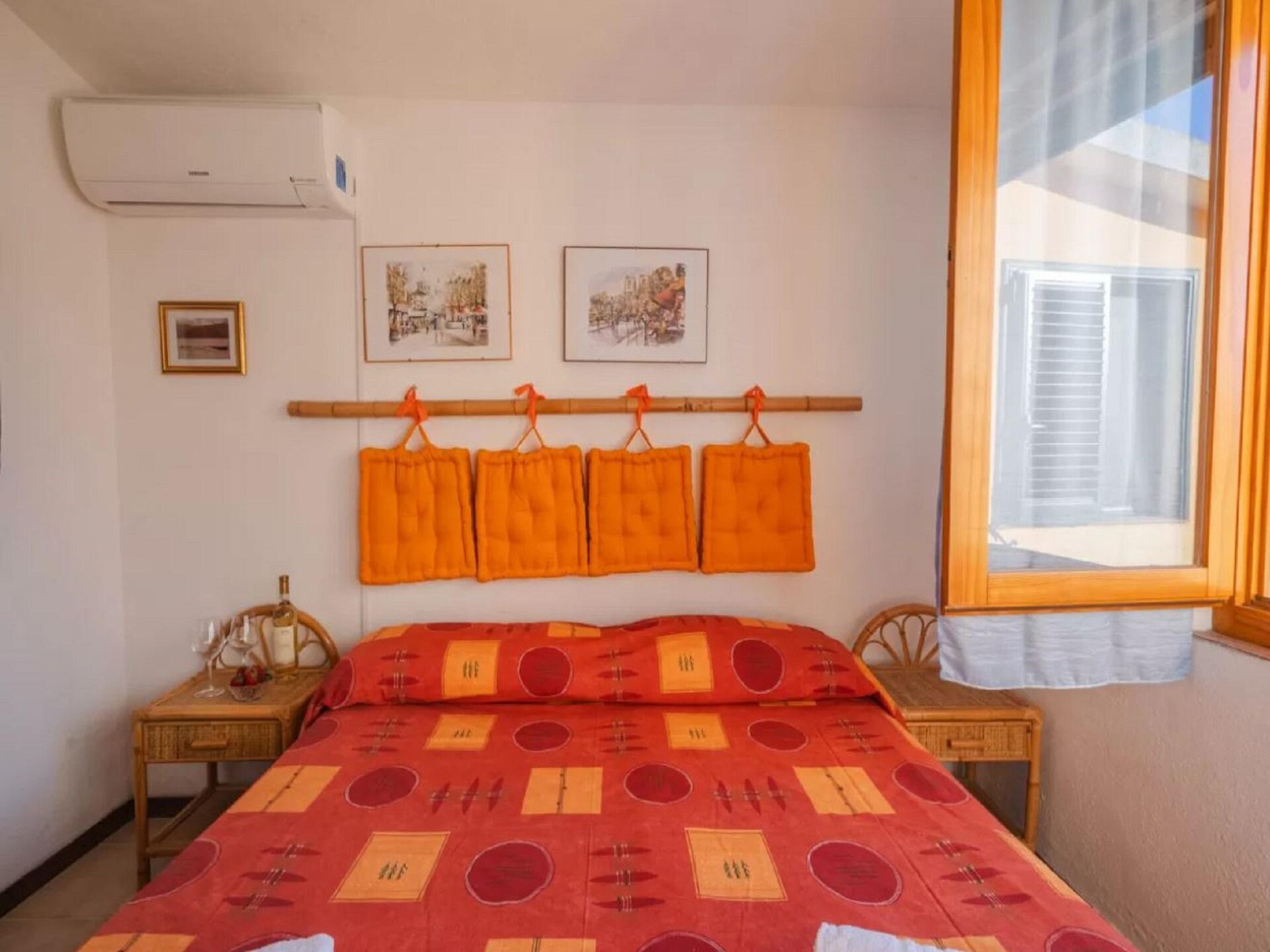 6-persoons vakantiehuis Casa Li Feruli in het centrum van Isola Rossa - foto 16
