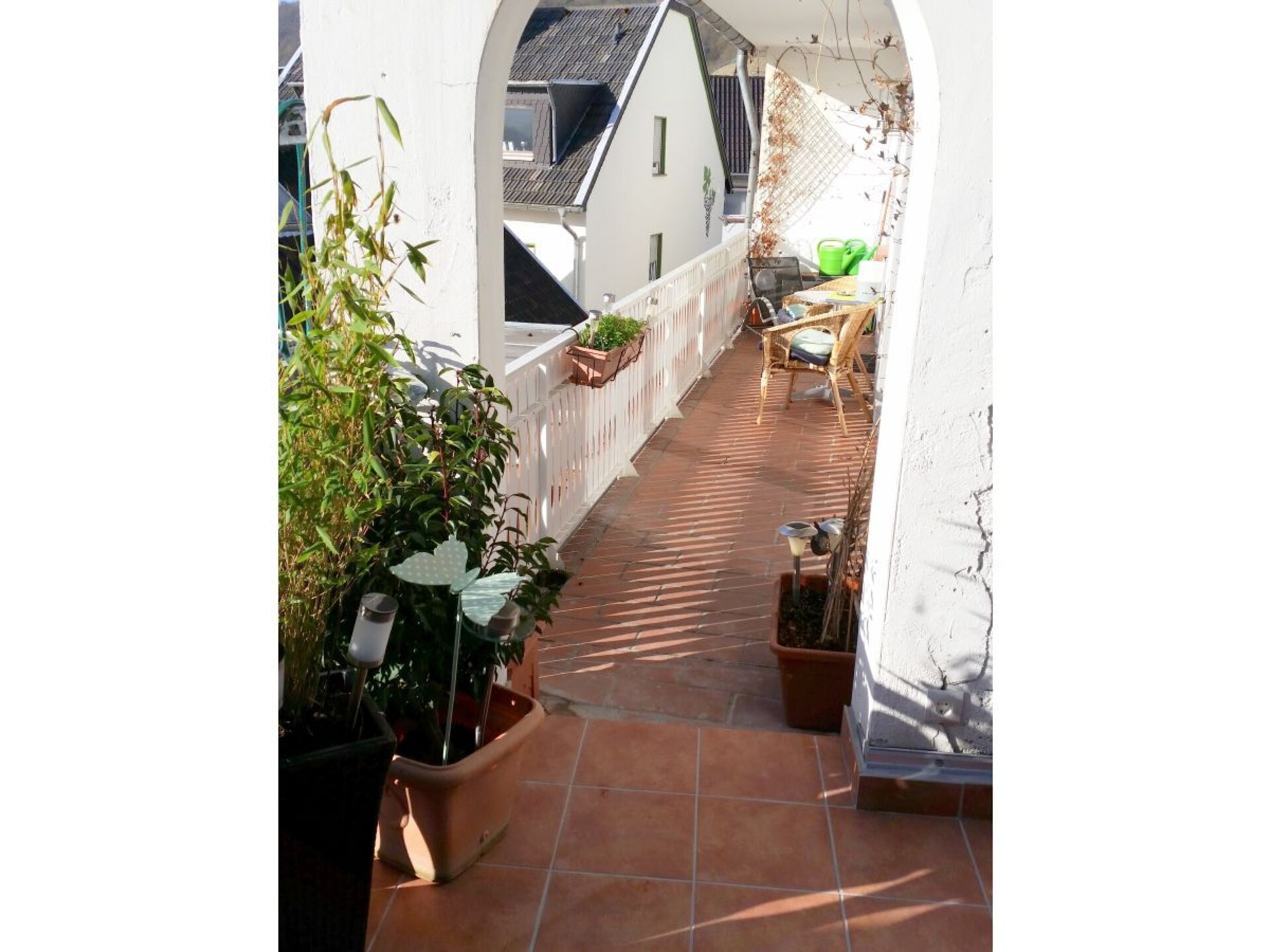 Modern vakantiehuis met panoramisch wijngaardzicht in Dernau - foto 3