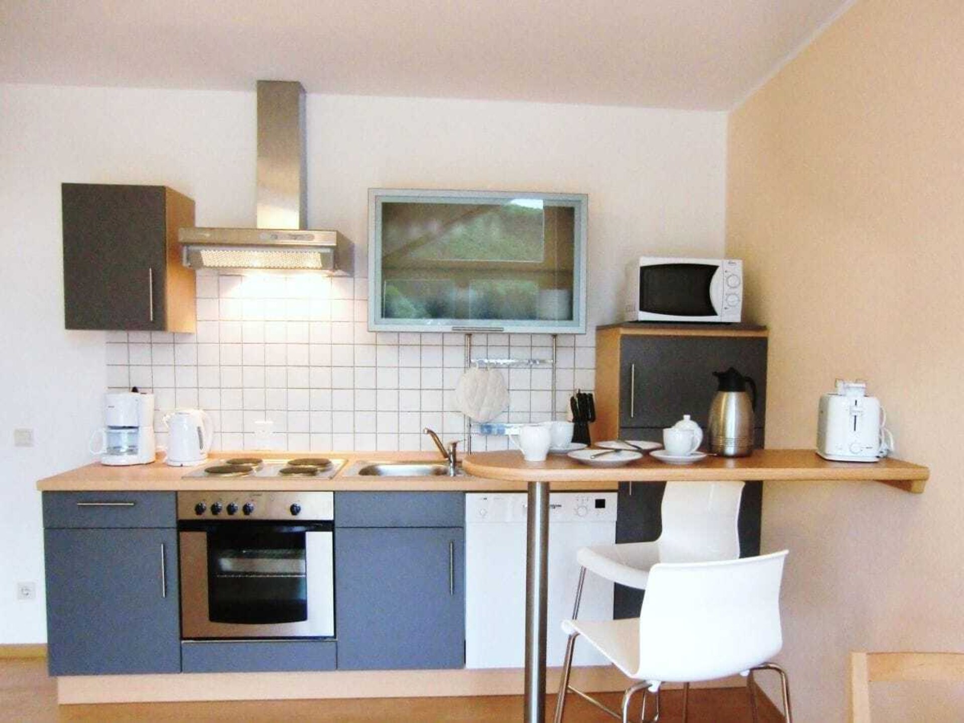Romantisch wellness-appartement met bubbelbad en wijngaardzicht - foto 9