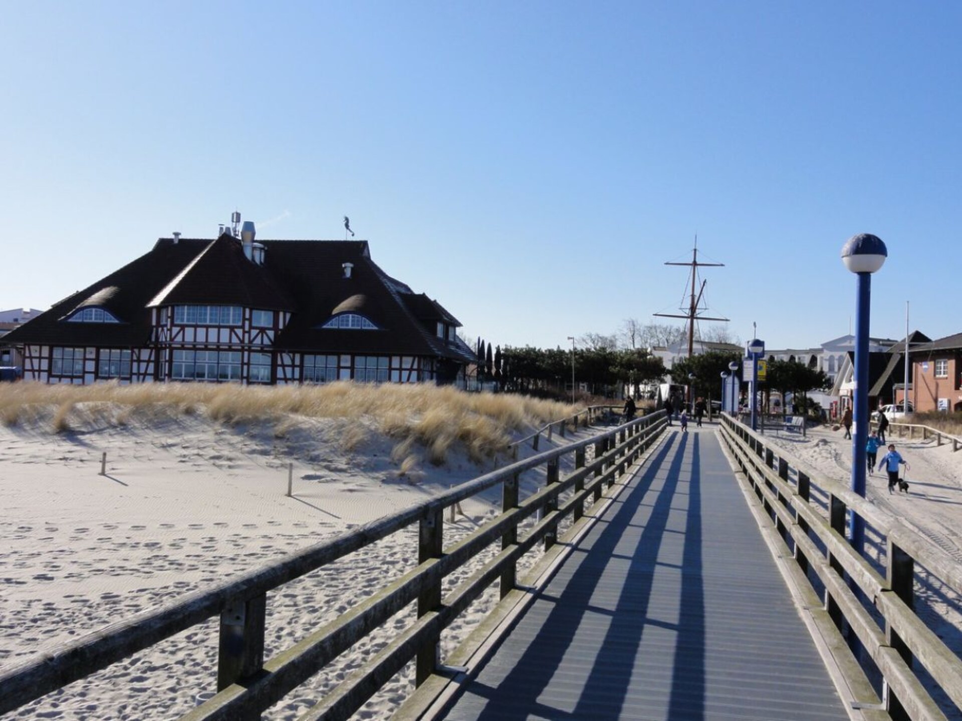 Licht appartement met 2 slaapkamers, WiFi & terras nabij de Oostzee in Zingst - foto 17