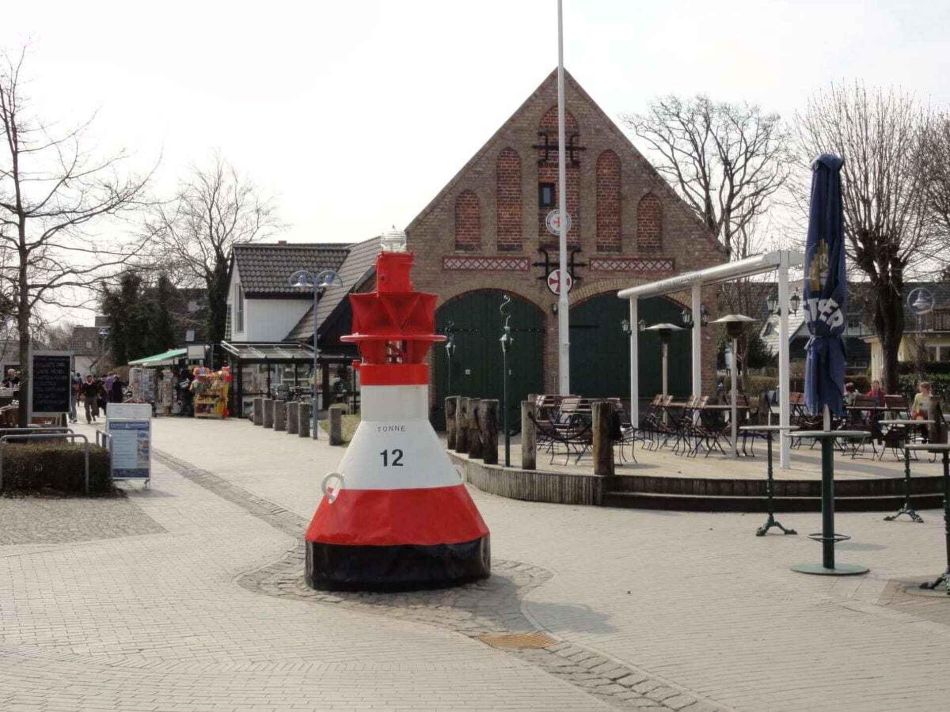 Licht appartement met 2 slaapkamers, WiFi & terras nabij de Oostzee in Zingst - foto 24
