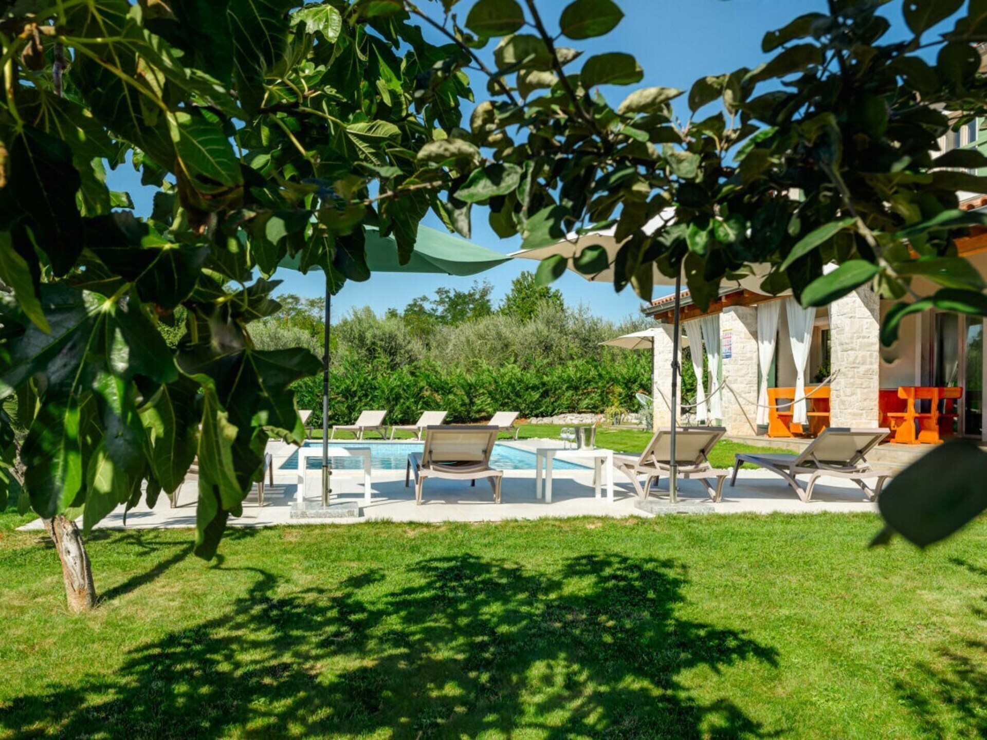 Villa Stella Polaris: Luxe privé-oase met zwembad voor 8 personen in Srebrnići - foto 14