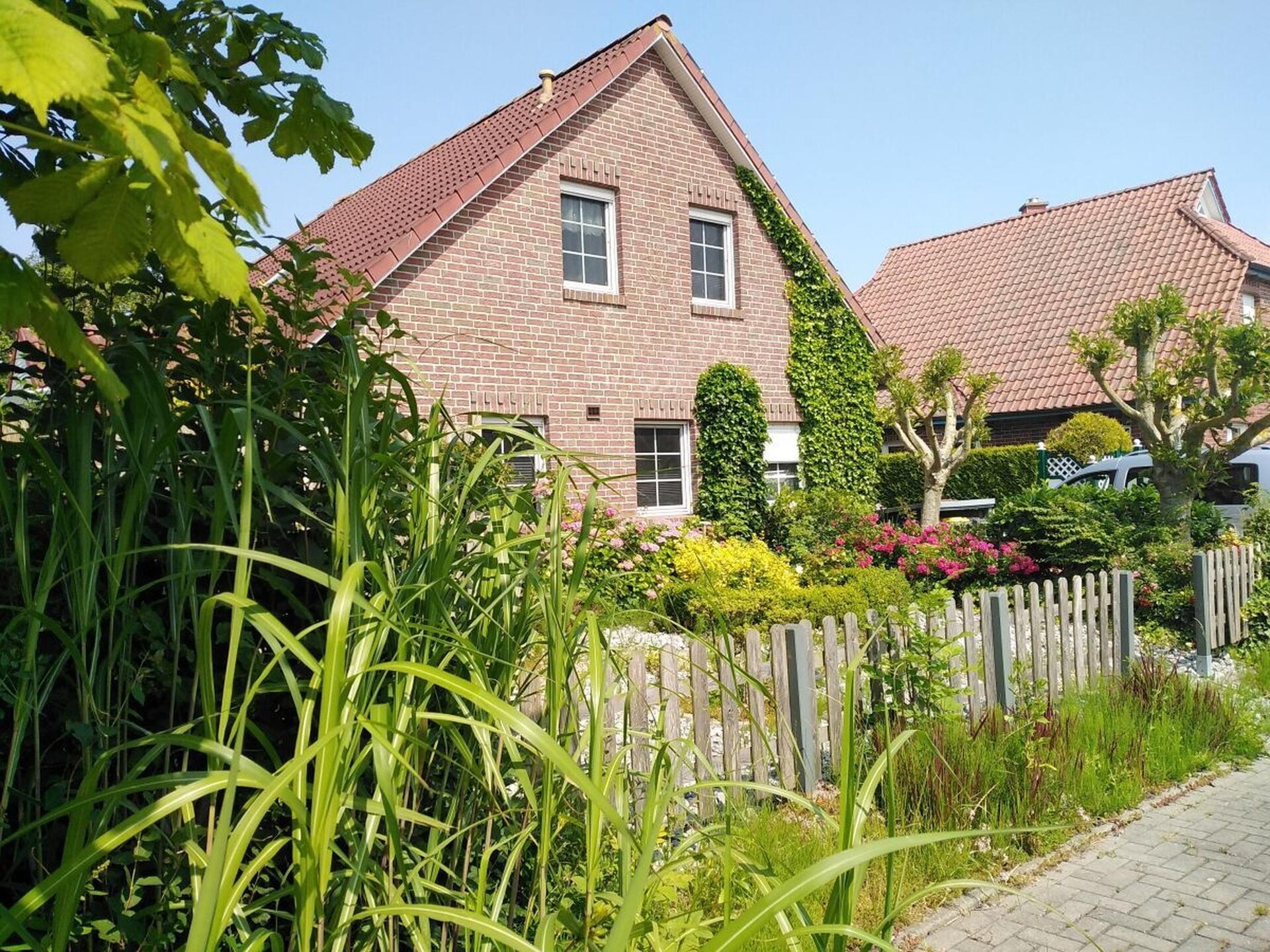 Ruim appartement met grote tuin, vijver en terras op 500m van haven Greetsiel - foto 3