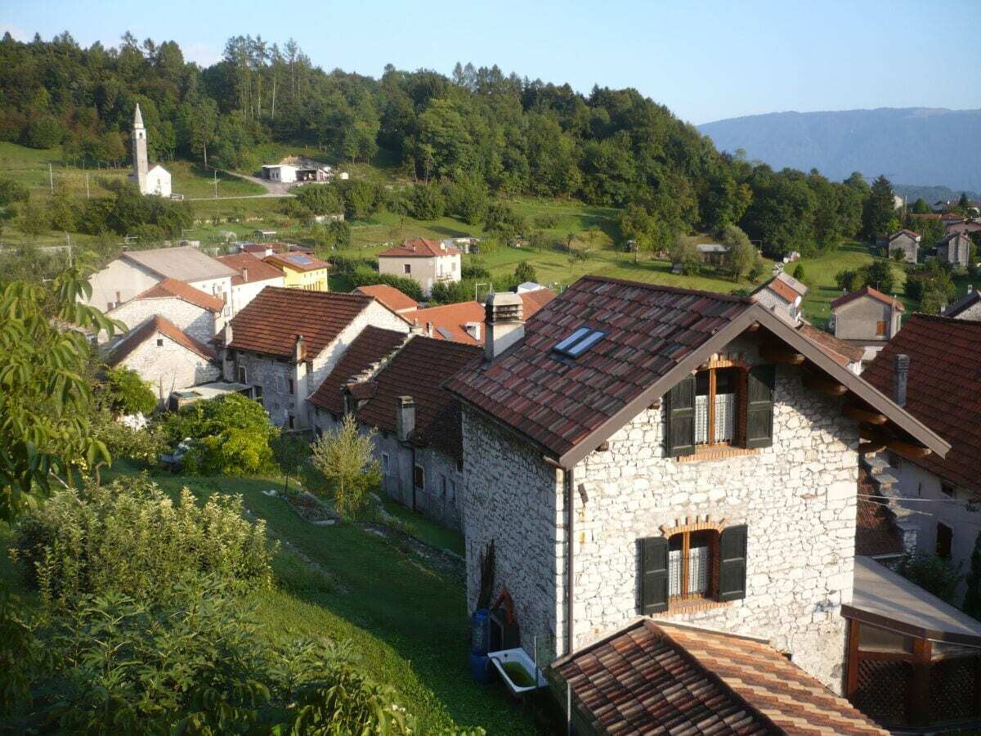 Sfeervol vakantiehuis in Ponte nelle Alpi met jacuzzi en bergzicht - foto 24