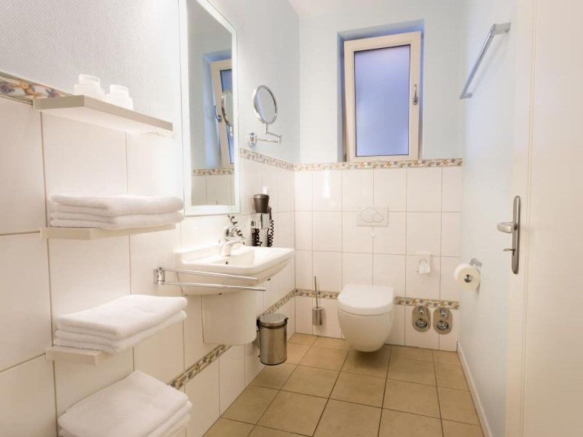 Stijlvol vakantiehuis aan het water in Greetsiel voor 4 personen - foto 7