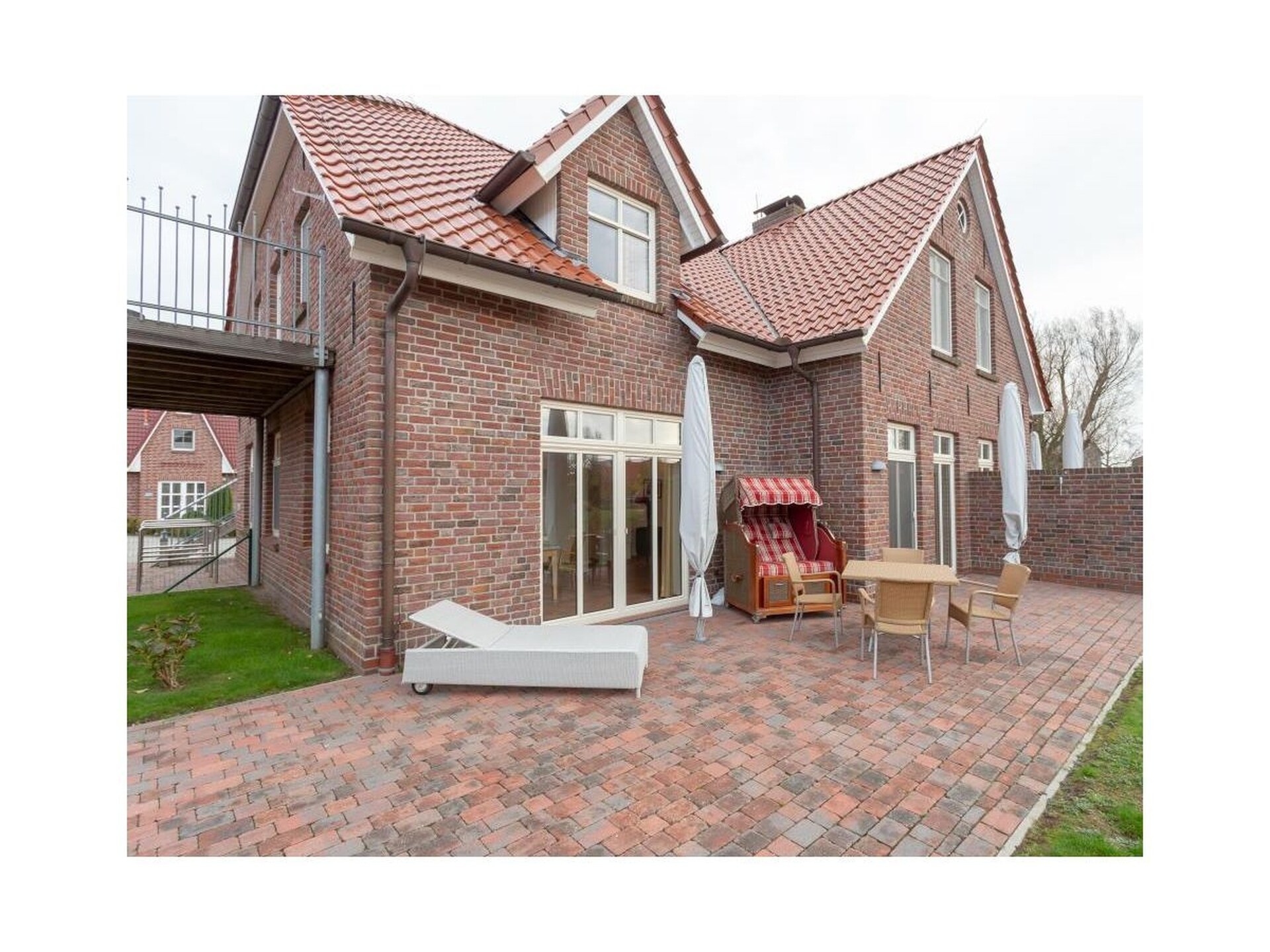 Stijlvol appartement aan het water met eigen steiger en sauna in Greetsiel - foto 1