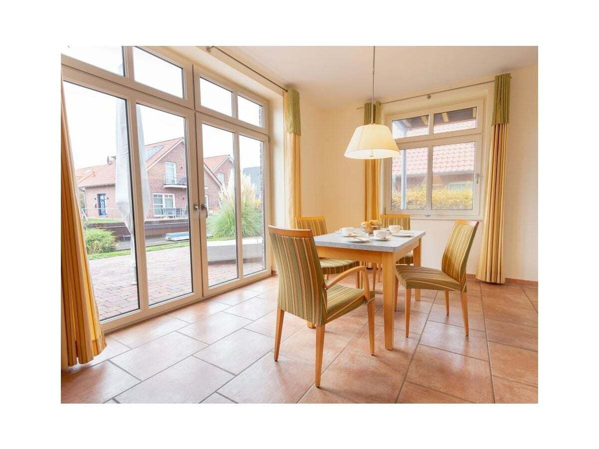 Stijlvol appartement aan het water met eigen steiger en sauna in Greetsiel - foto 7