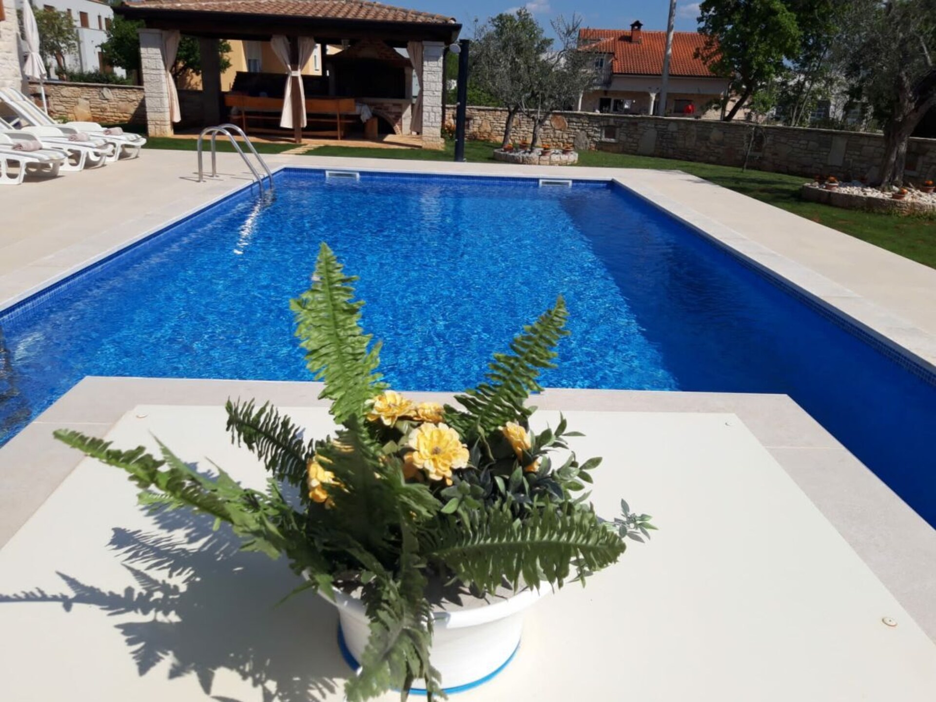 Ruim vakantiehuis Nevena met privézwembad bij Poreč voor 10 personen - foto 7
