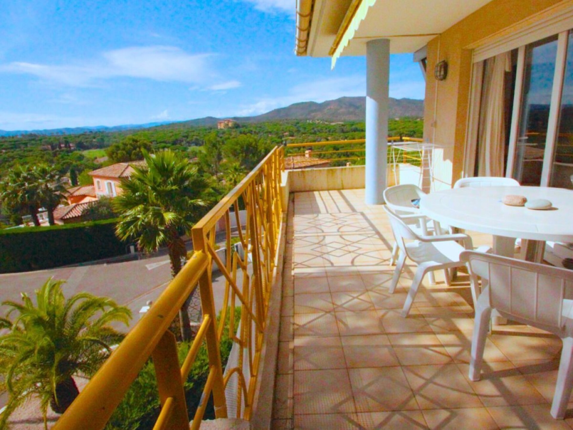 Zonnig appartement in Saint-Raphaël met uitzicht op de golfbaan - foto 3