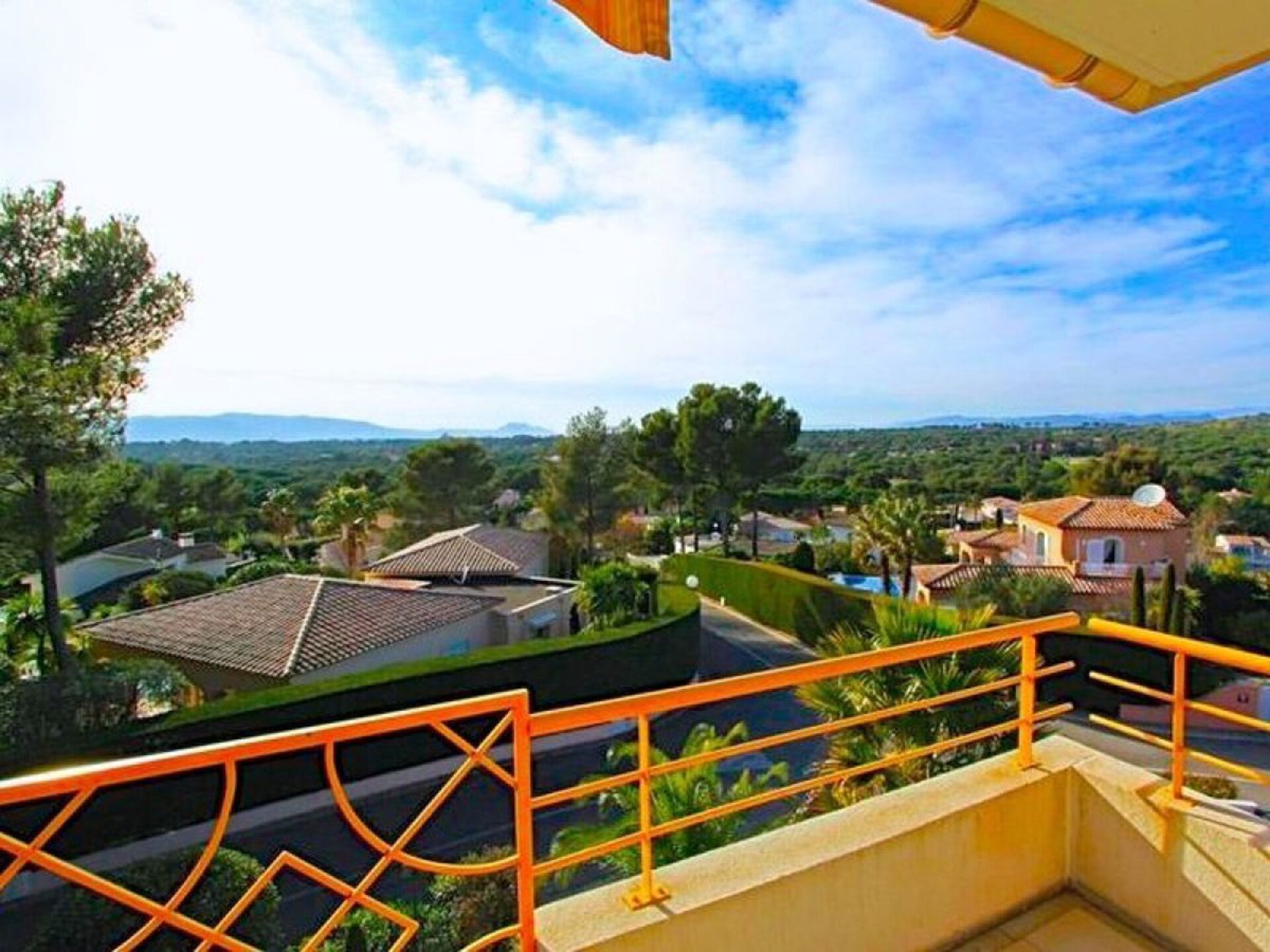 Zonnig appartement in Saint-Raphaël met uitzicht op de golfbaan - foto 7