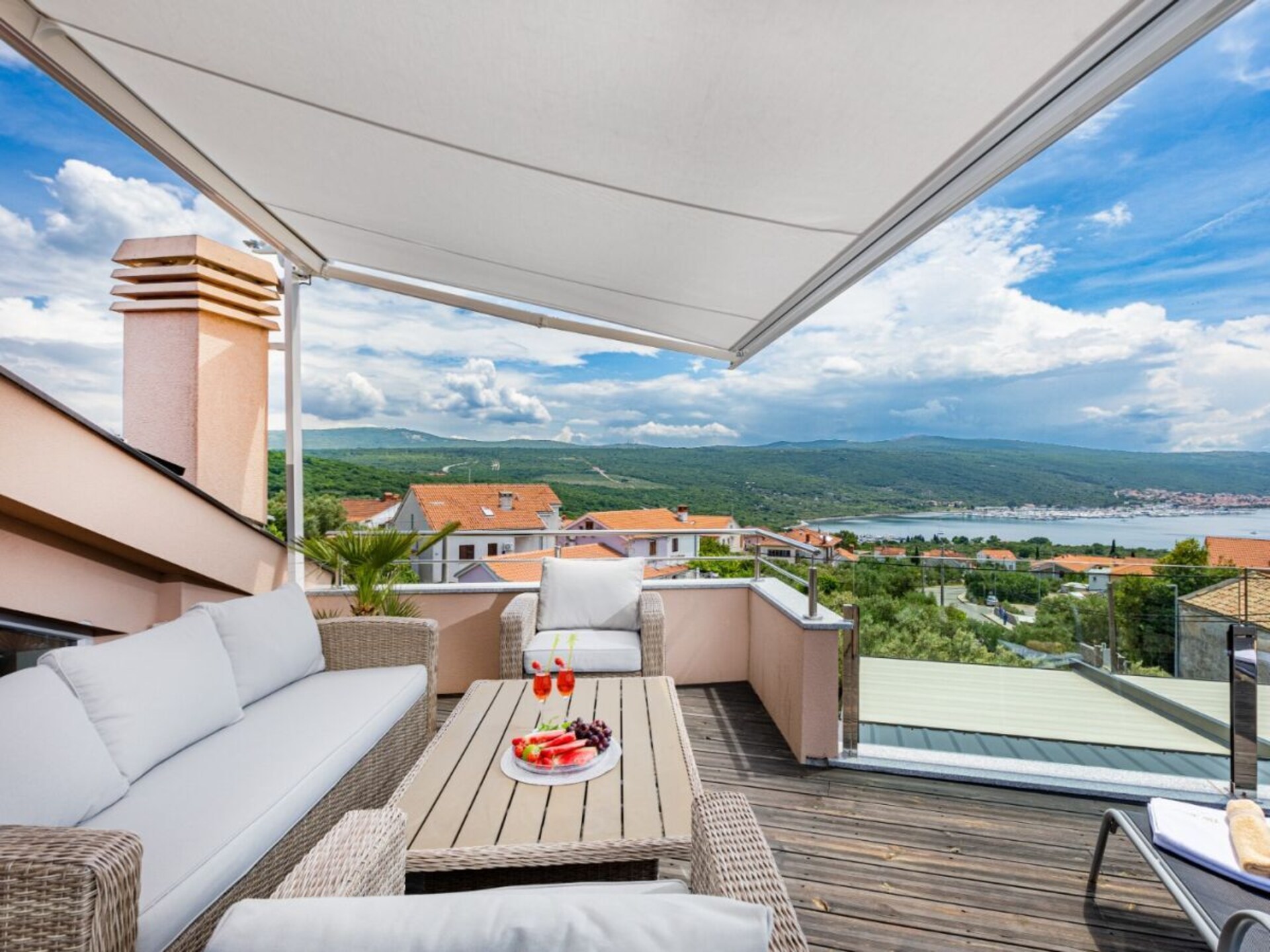 Villa met panoramisch dakterras, zwembad en sauna in Kornić - foto 8