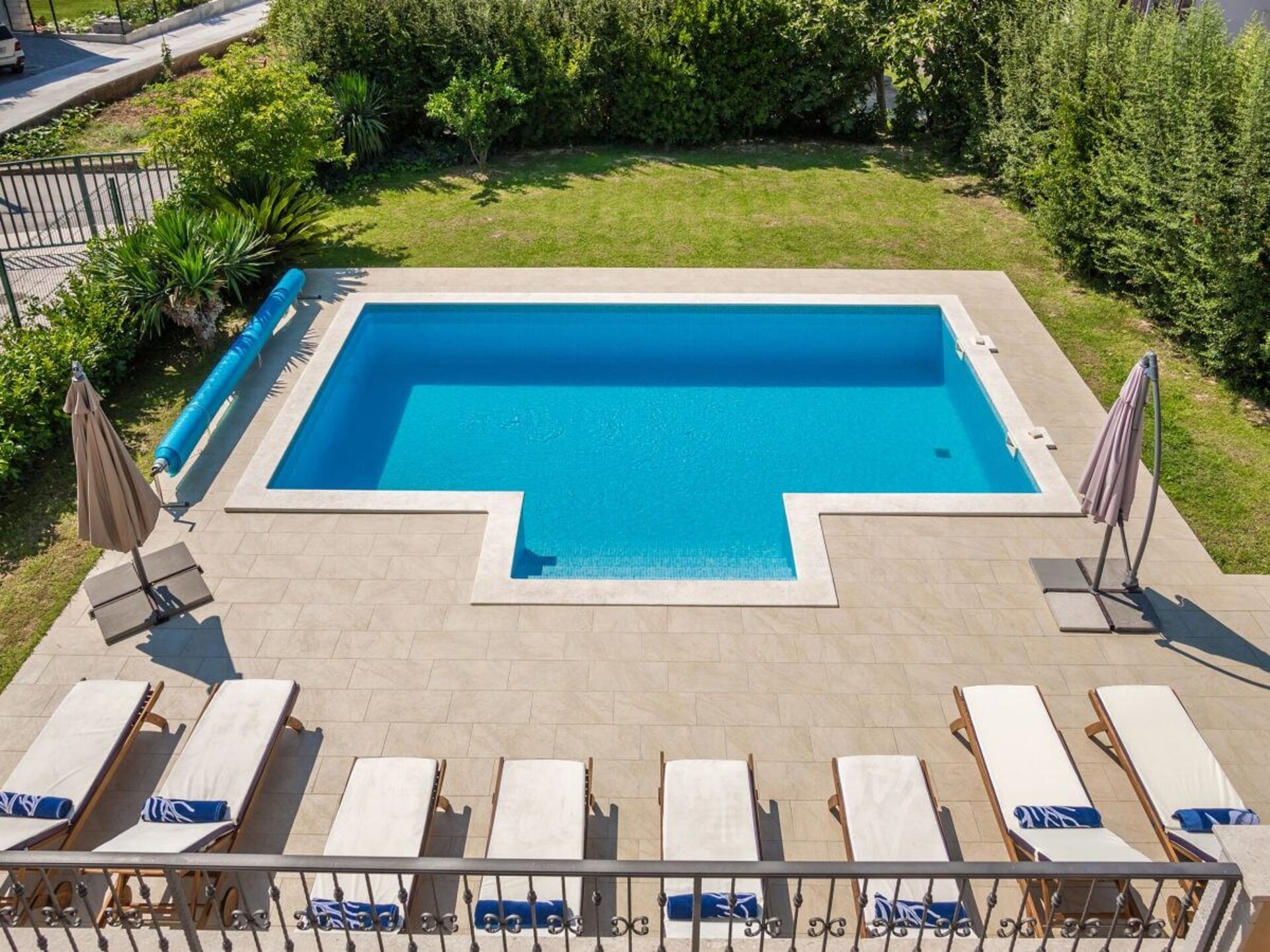 Ruime villa met privé verwarmd zwembad nabij Split - foto 2