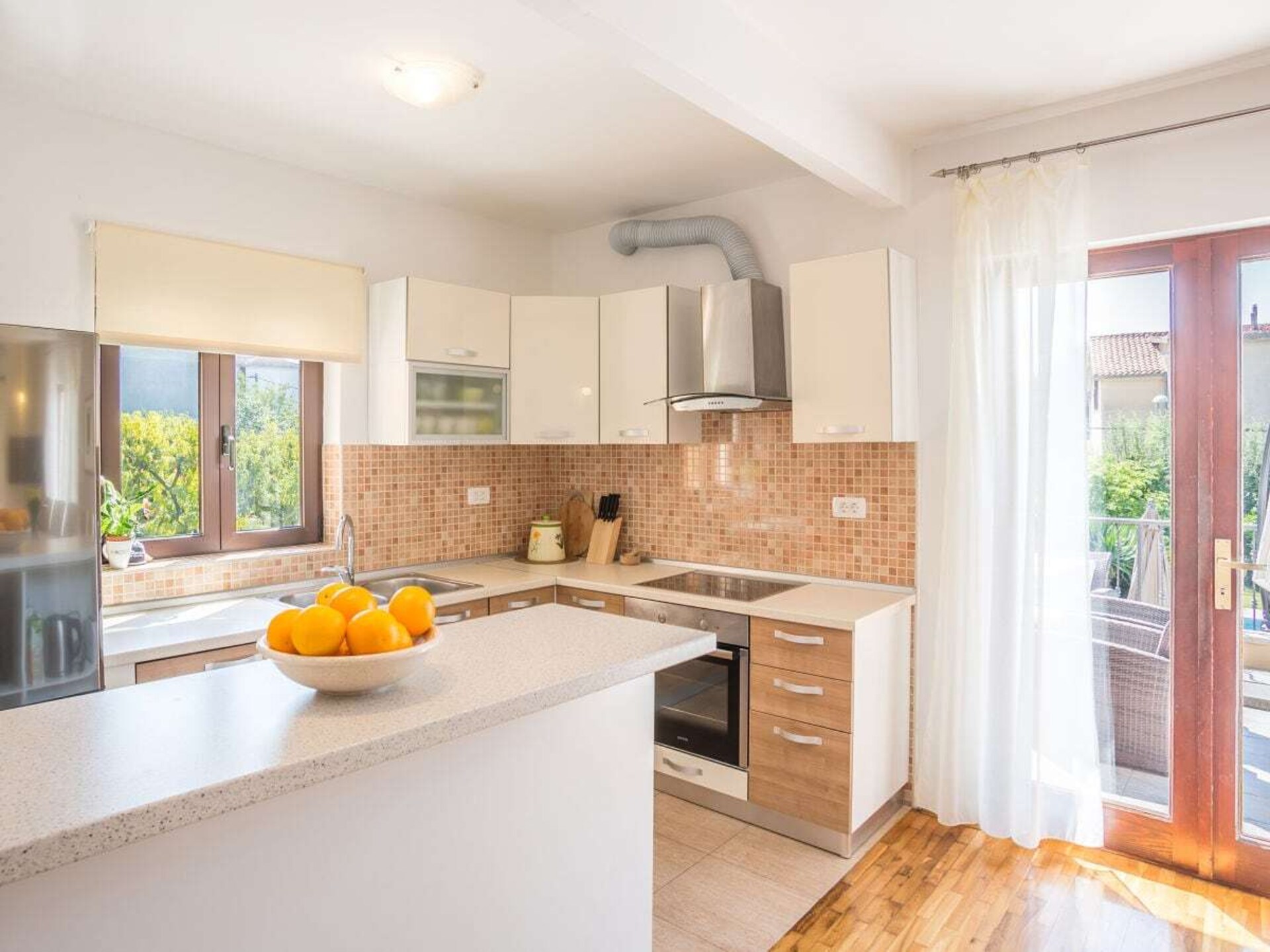 Ruime villa met privé verwarmd zwembad nabij Split - foto 10