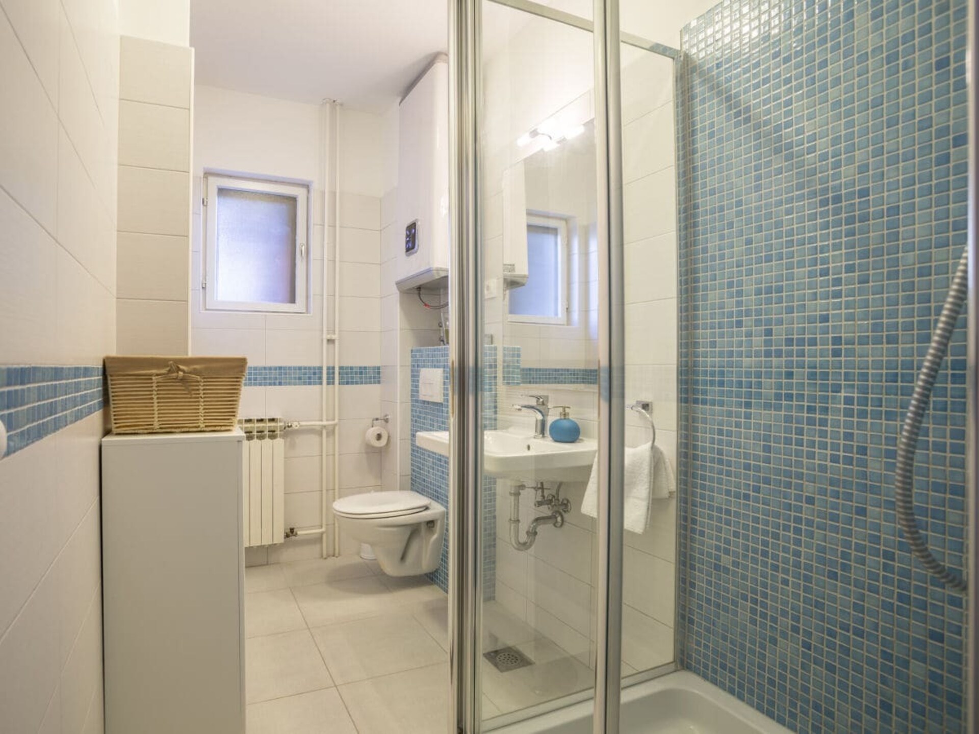 Ruime villa met privé verwarmd zwembad nabij Split - foto 16