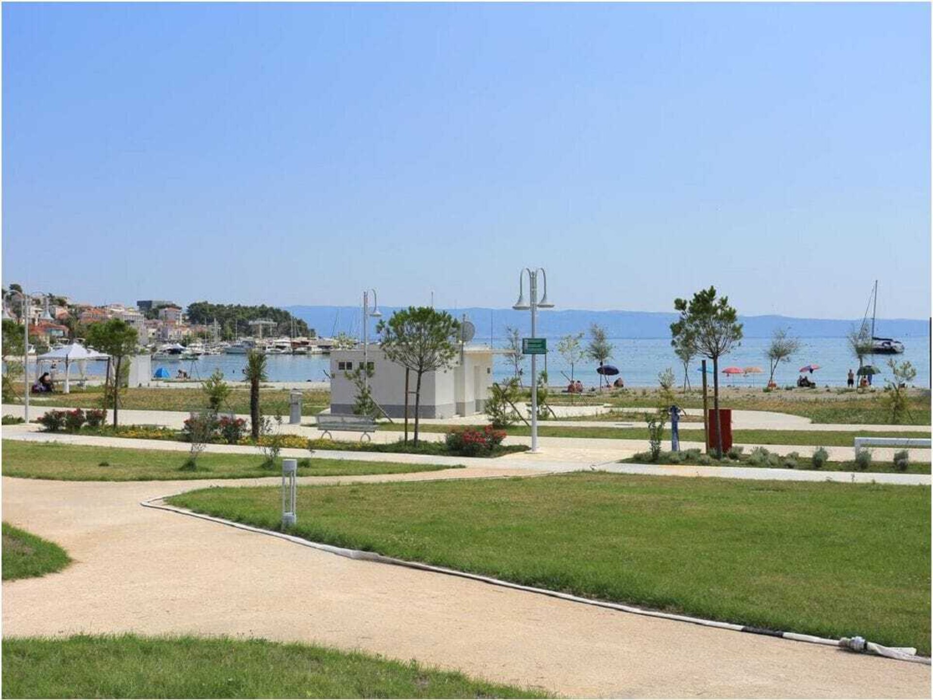 Ruime villa met privé verwarmd zwembad nabij Split - foto 27