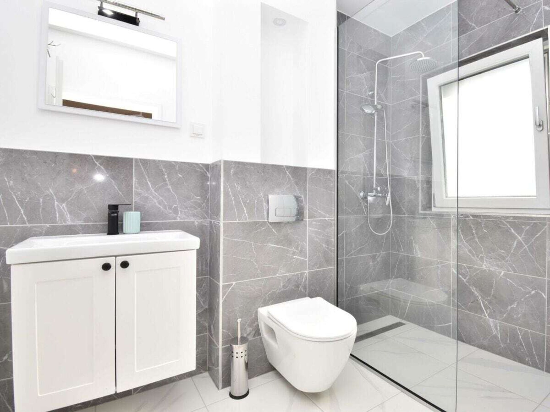 Ruime villa voor 10 personen met privézwembad nabij Šibenik - foto 39