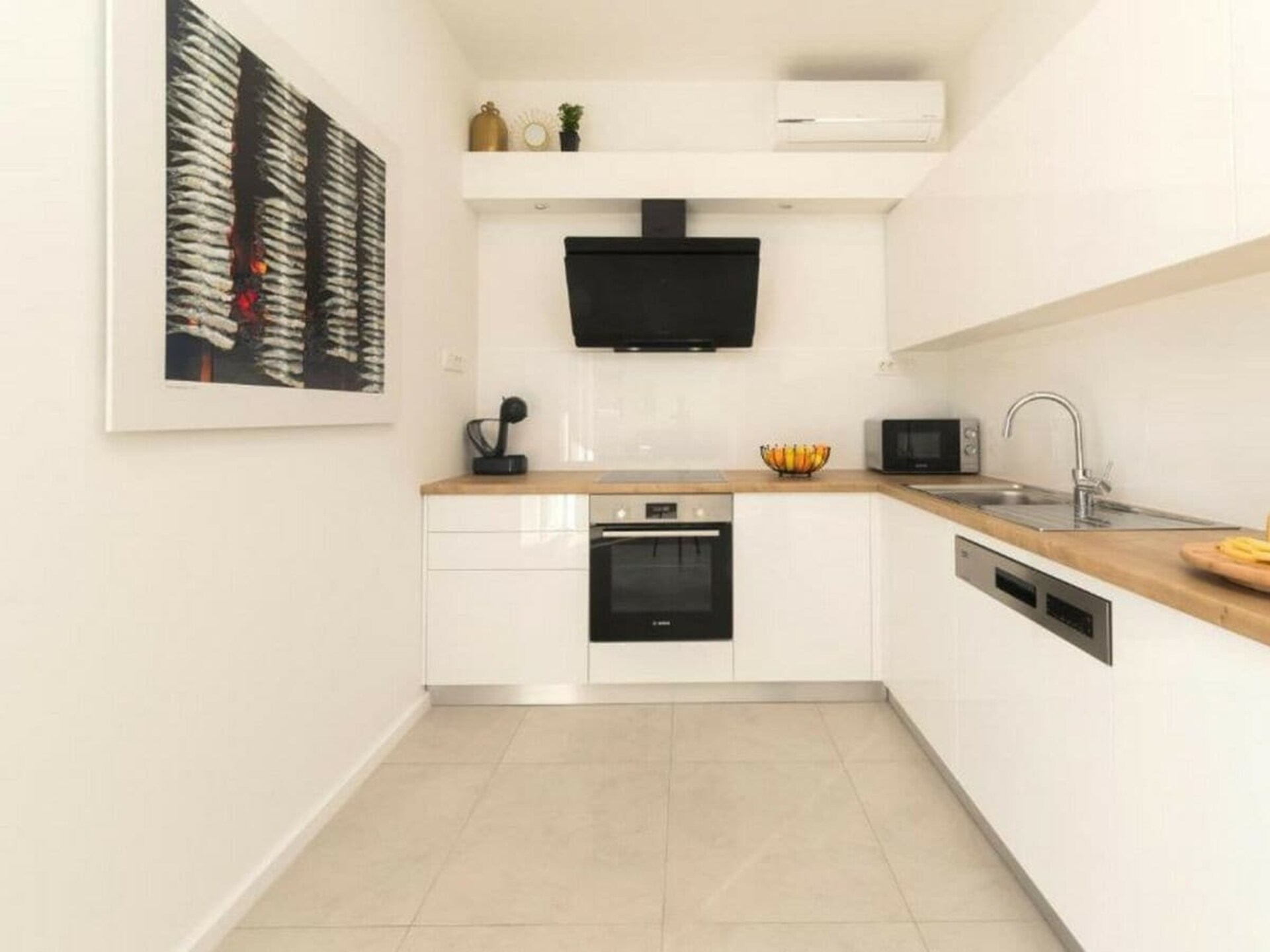 Moderne villa met privézwembad en zeezicht op het eiland Pag voor 10 personen - foto 19