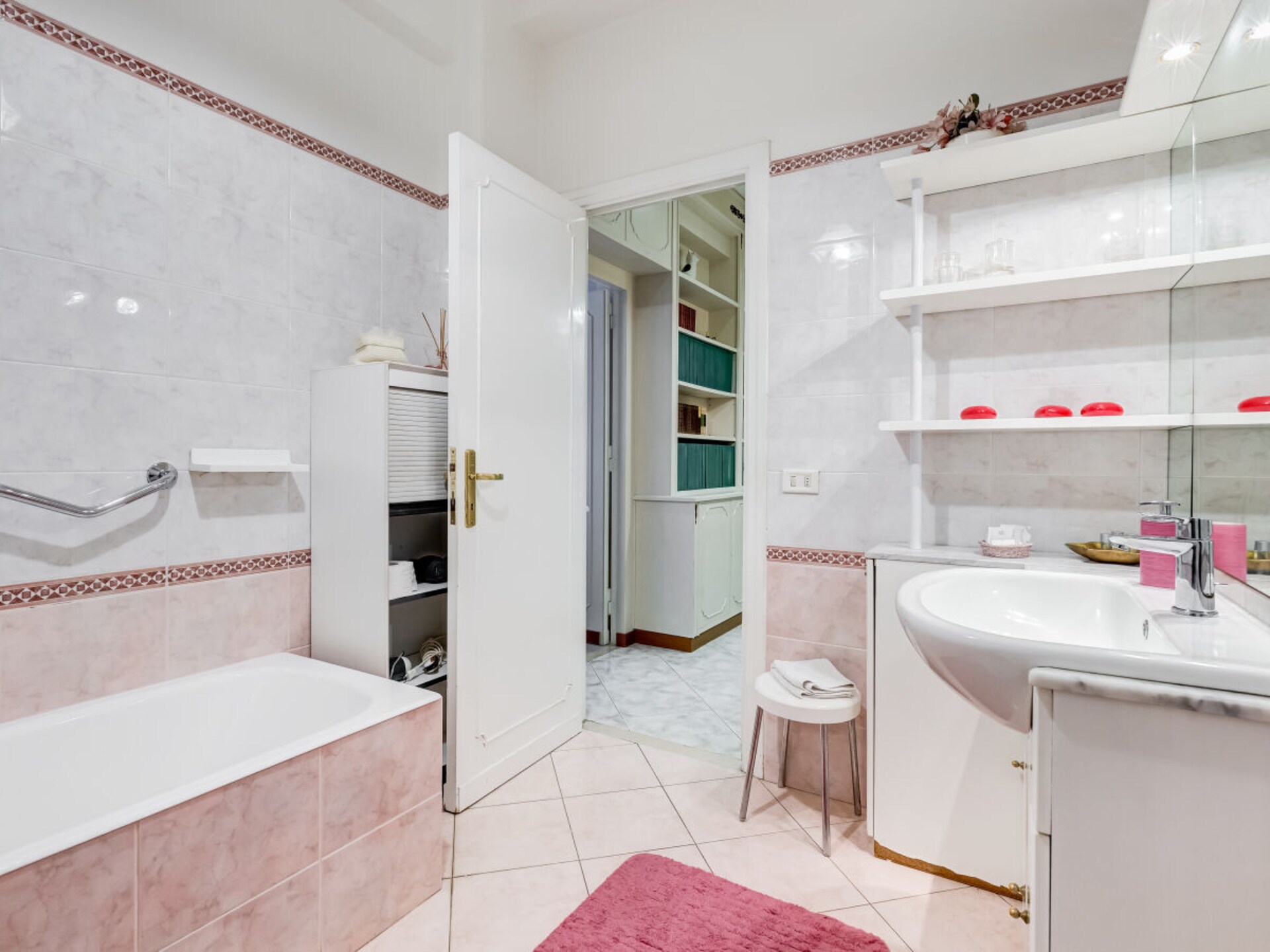 Stijlvol appartement voor 12 personen in Rome, vlakbij het Vaticaan - foto 20