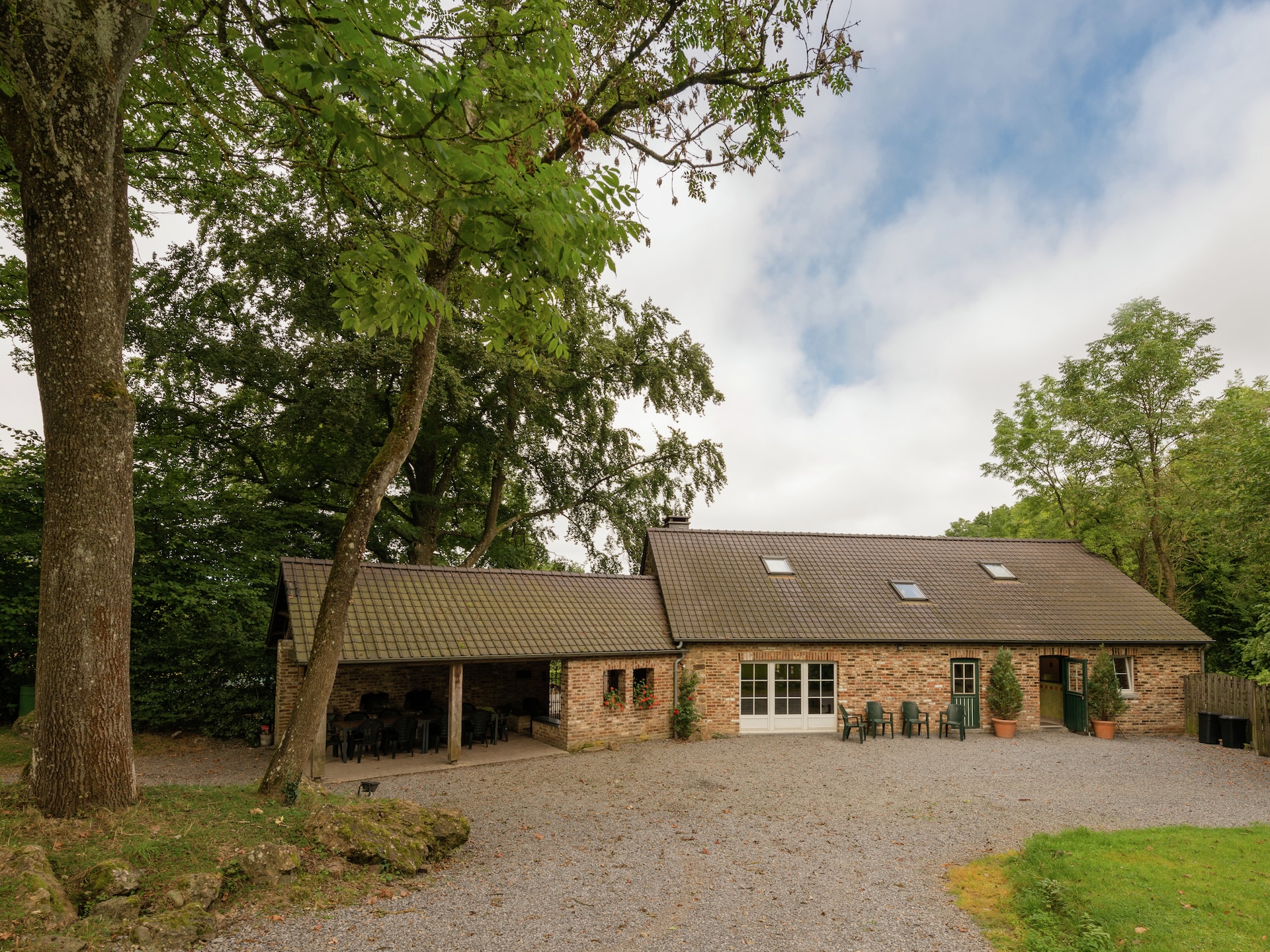 Ruim vakantiehuis Gentilhommière du Broux in Durbuy-Wéris voor 14 personen - foto 6