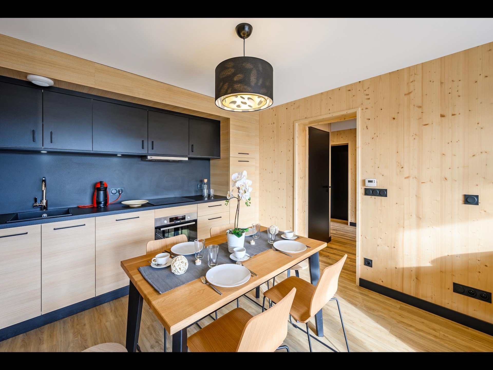 Ruim 10-persoons appartement met sauna en gedeeld zwembad in Villarembert - foto 5