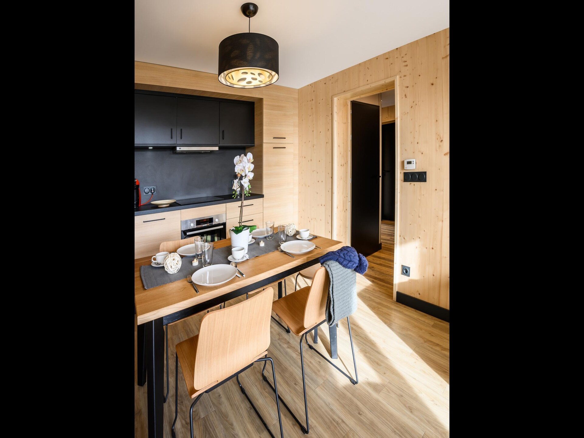 Ruim 10-persoons appartement met sauna en gedeeld zwembad in Villarembert - foto 18