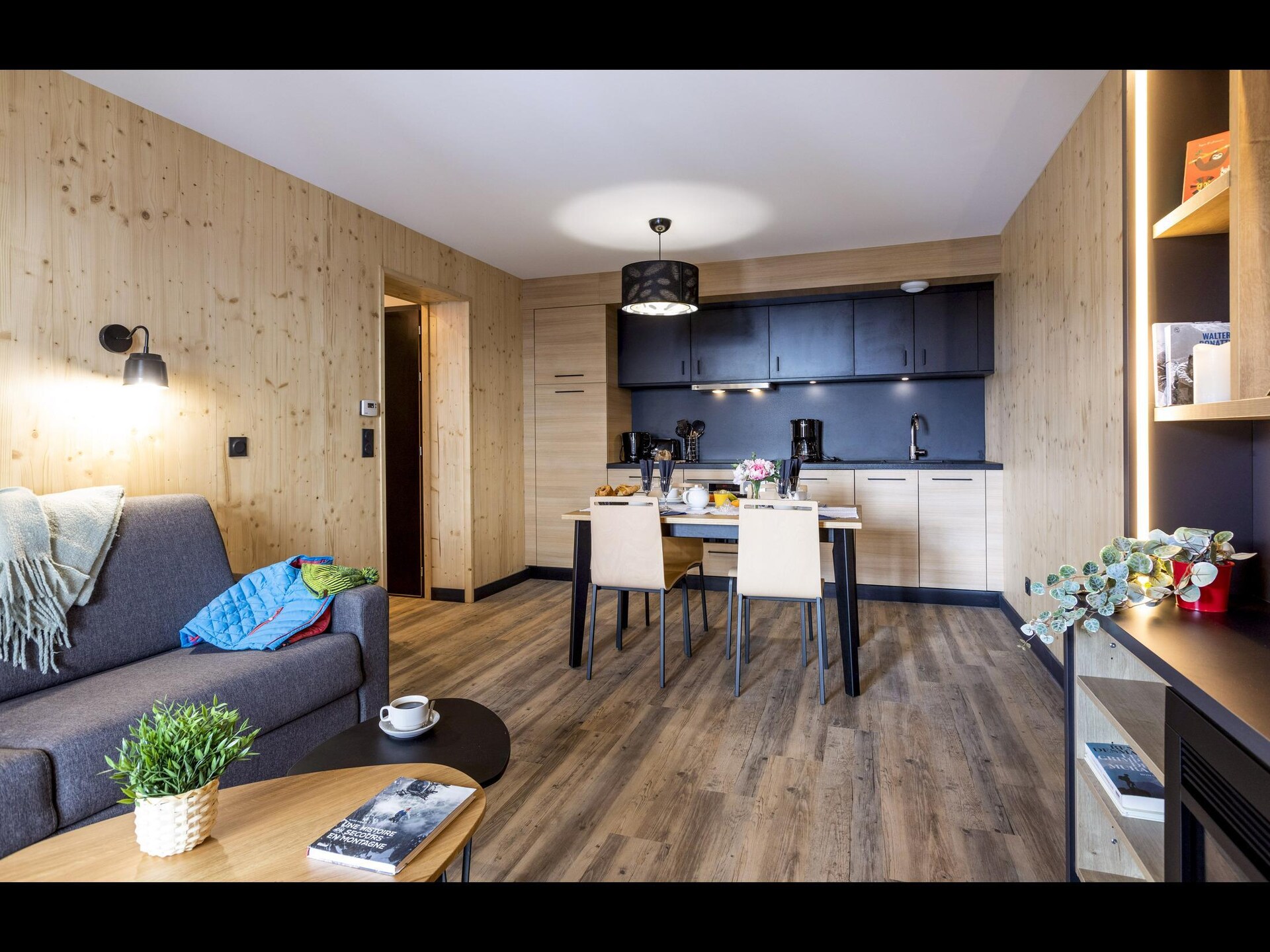 Ruim 10-persoons appartement met sauna en gedeeld zwembad in Villarembert - foto 16
